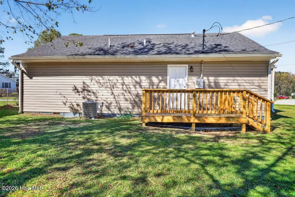 New Deck - 830 Clark Avenue, New Bern, NC 28560