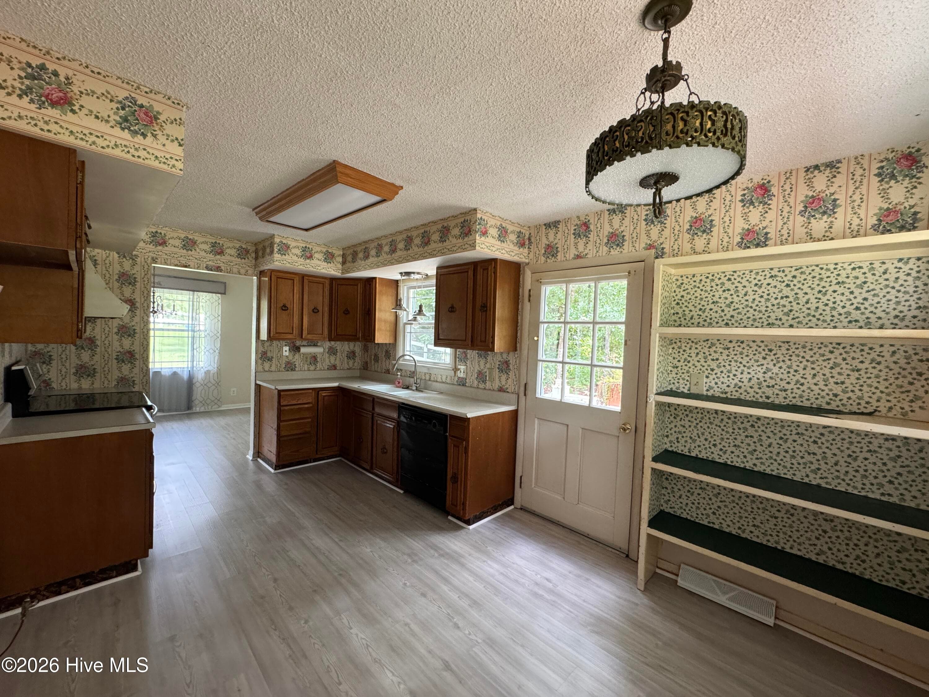 Single Family Residence at 118 Oakwood Drive, Havelock, NC 28532, photo 36 of 64