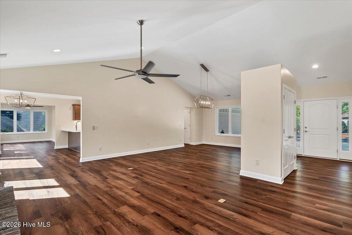 Single Family Residence at 10 Catalpa Lane N, Pinehurst, NC 28374, photo 14 of 51