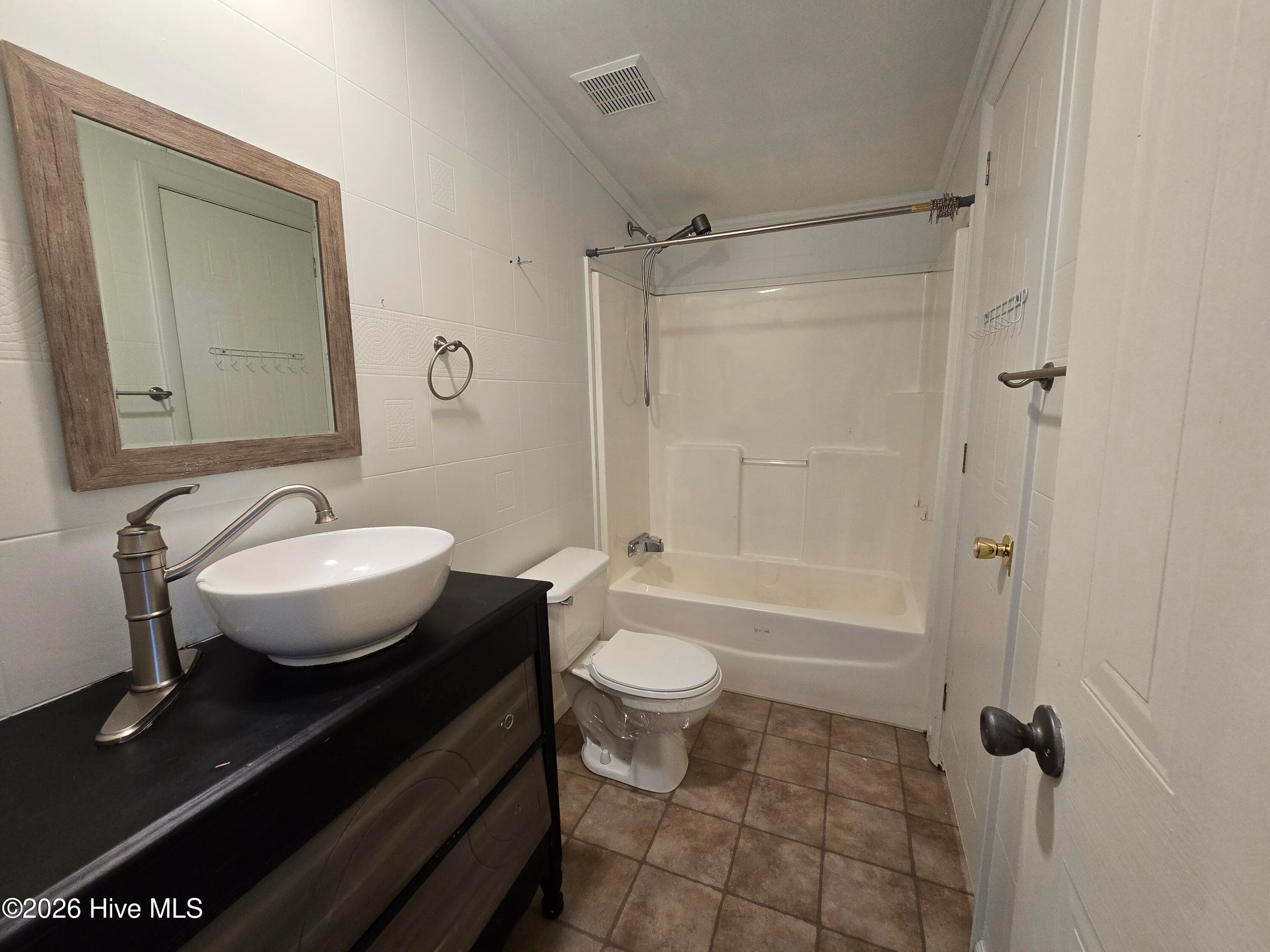 Manufactured Home at 307 Kimberly Court, Elizabeth City, NC 27909, photo 17 of 20