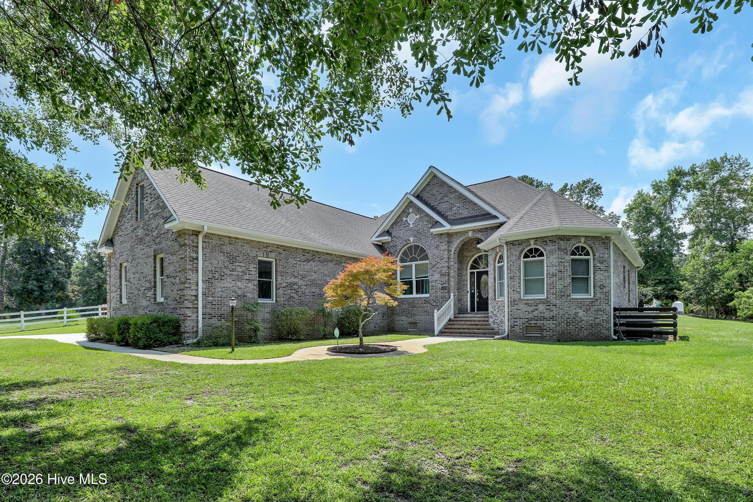Single Family Residence at 496 Captain Beam Boulevard, Hampstead, NC 28443, photo 5 of 102