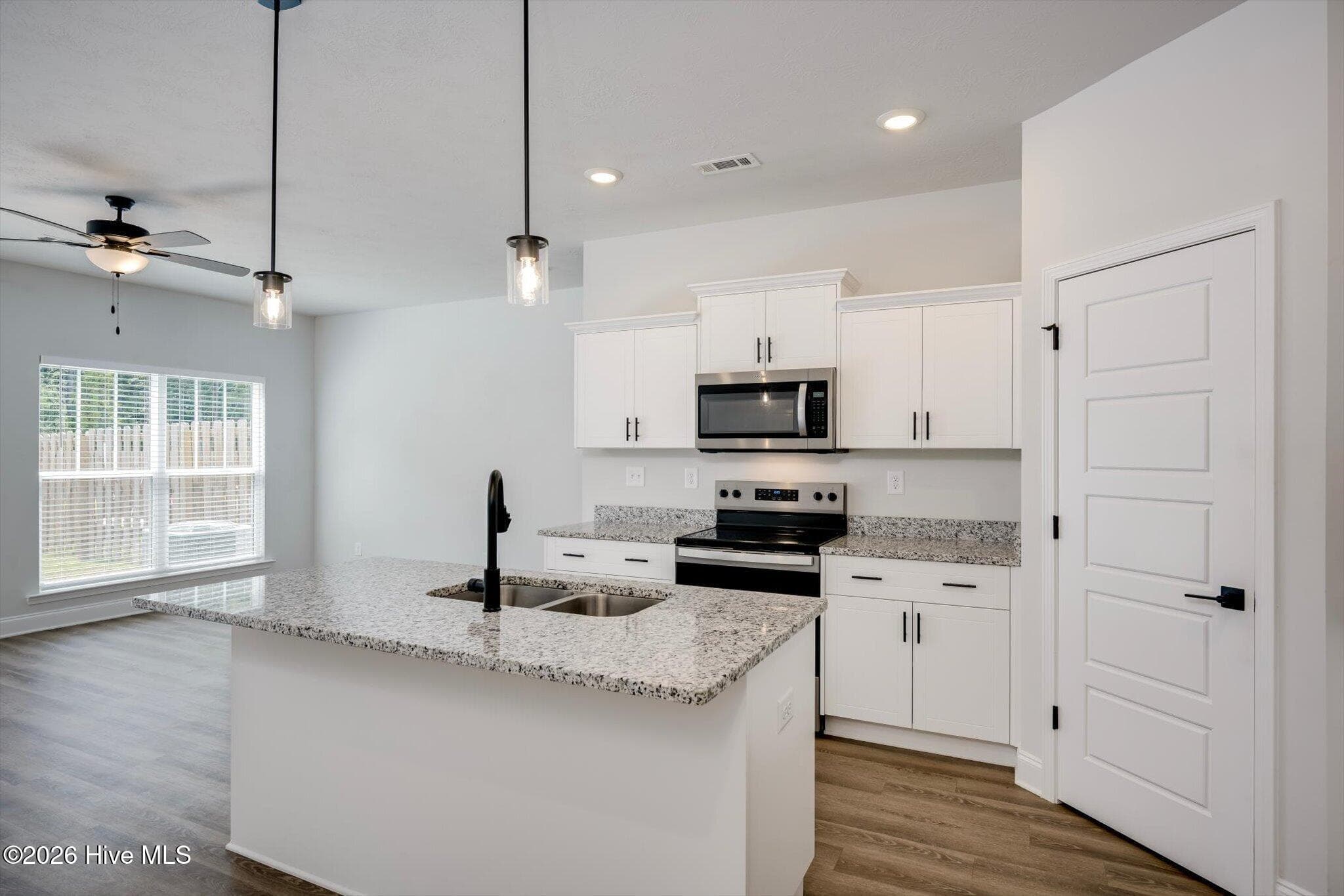 Single Family Residence at 1052 Masterpiece Drive, Trenton, SC 29847, photo 7 of 31