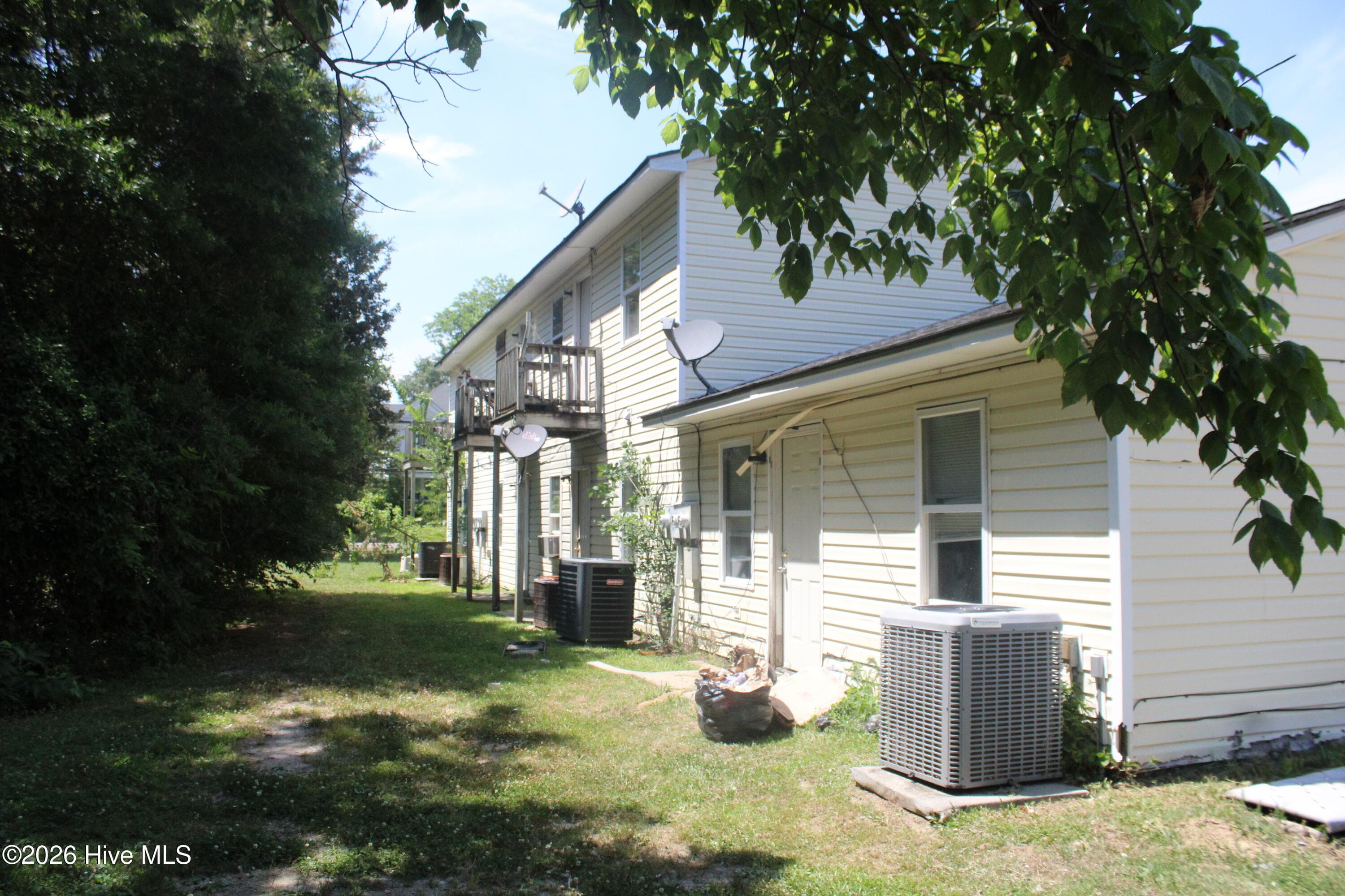 Multi Family at 213 W Hayes Street W, Ahoskie, NC 27910, photo 5 of 5