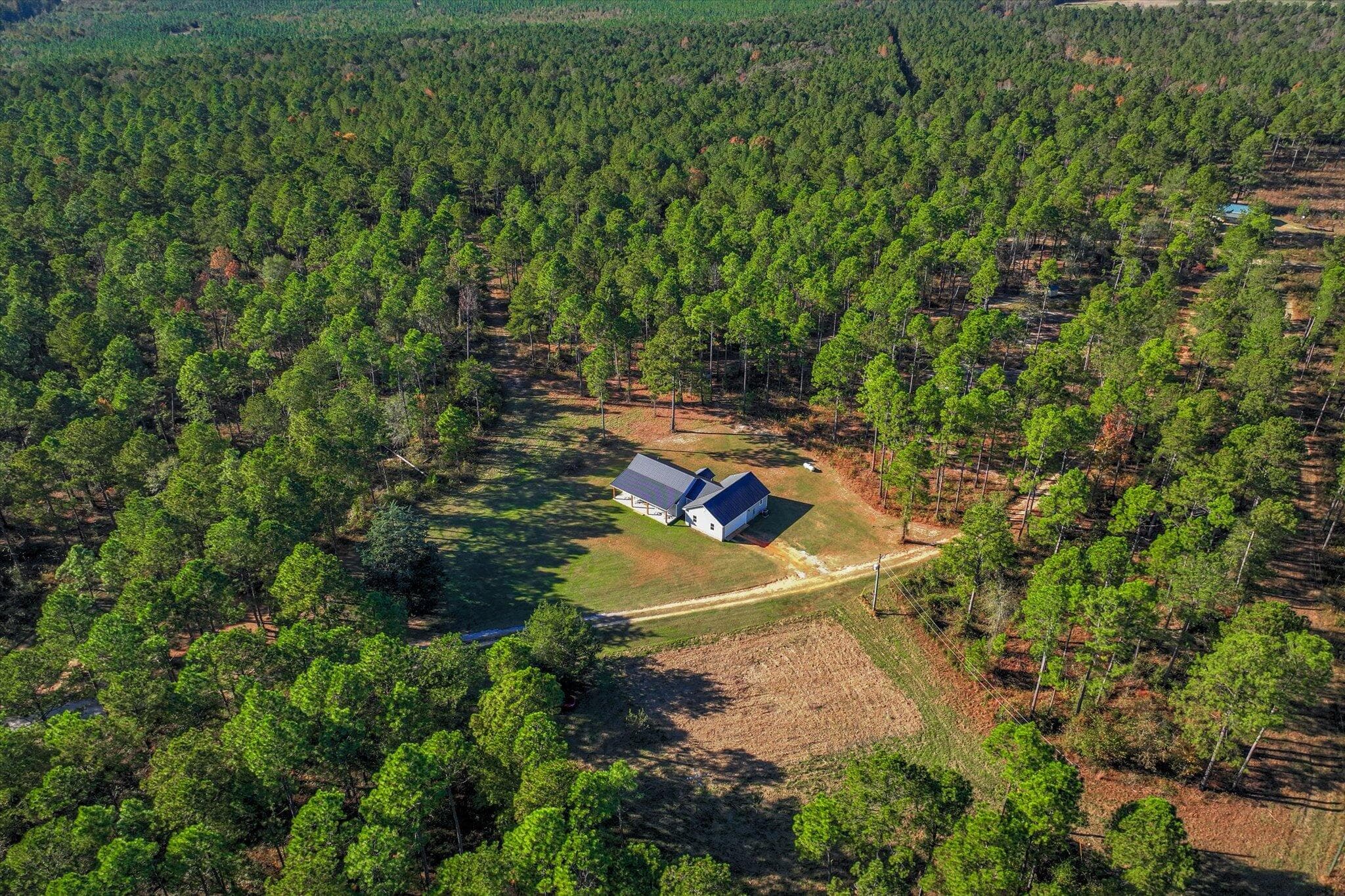 Single Family Residence at 10596 Sand Valley Road, Avera, GA 30803, photo 5 of 66