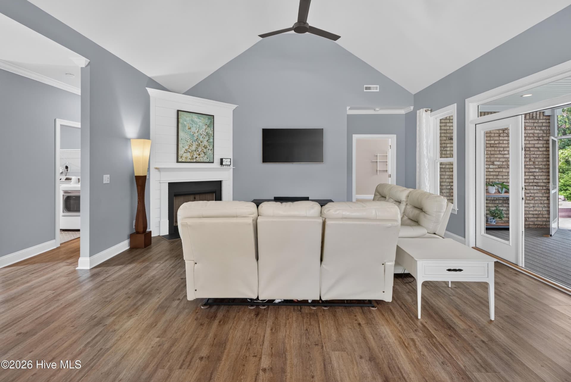 Single Family Residence at 101 Beaumont Circle, Hampstead, NC 28443, photo 14 of 43