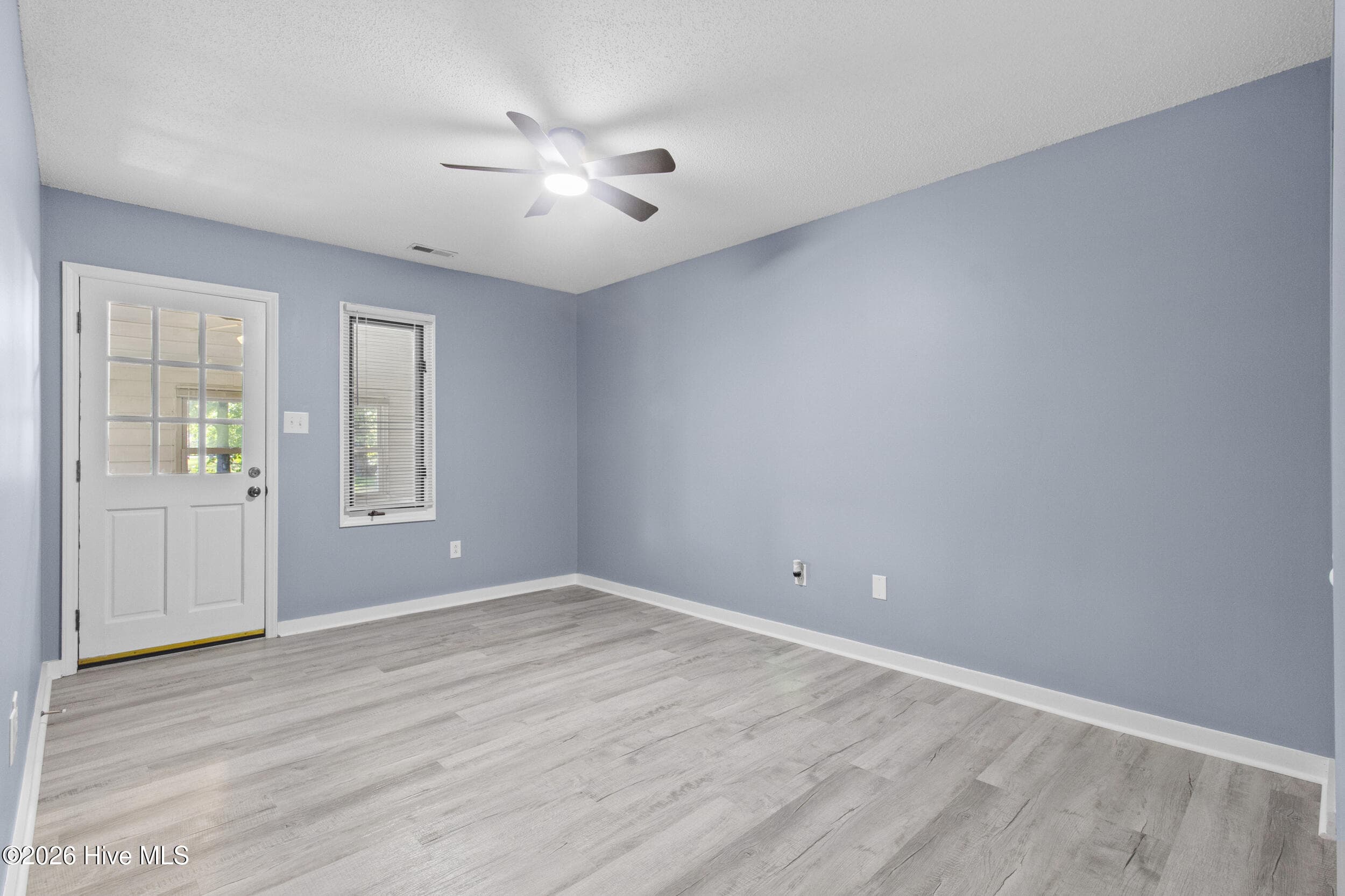 1st Bedroom - 15a Masters Court Drive, New Bern, NC 28562
