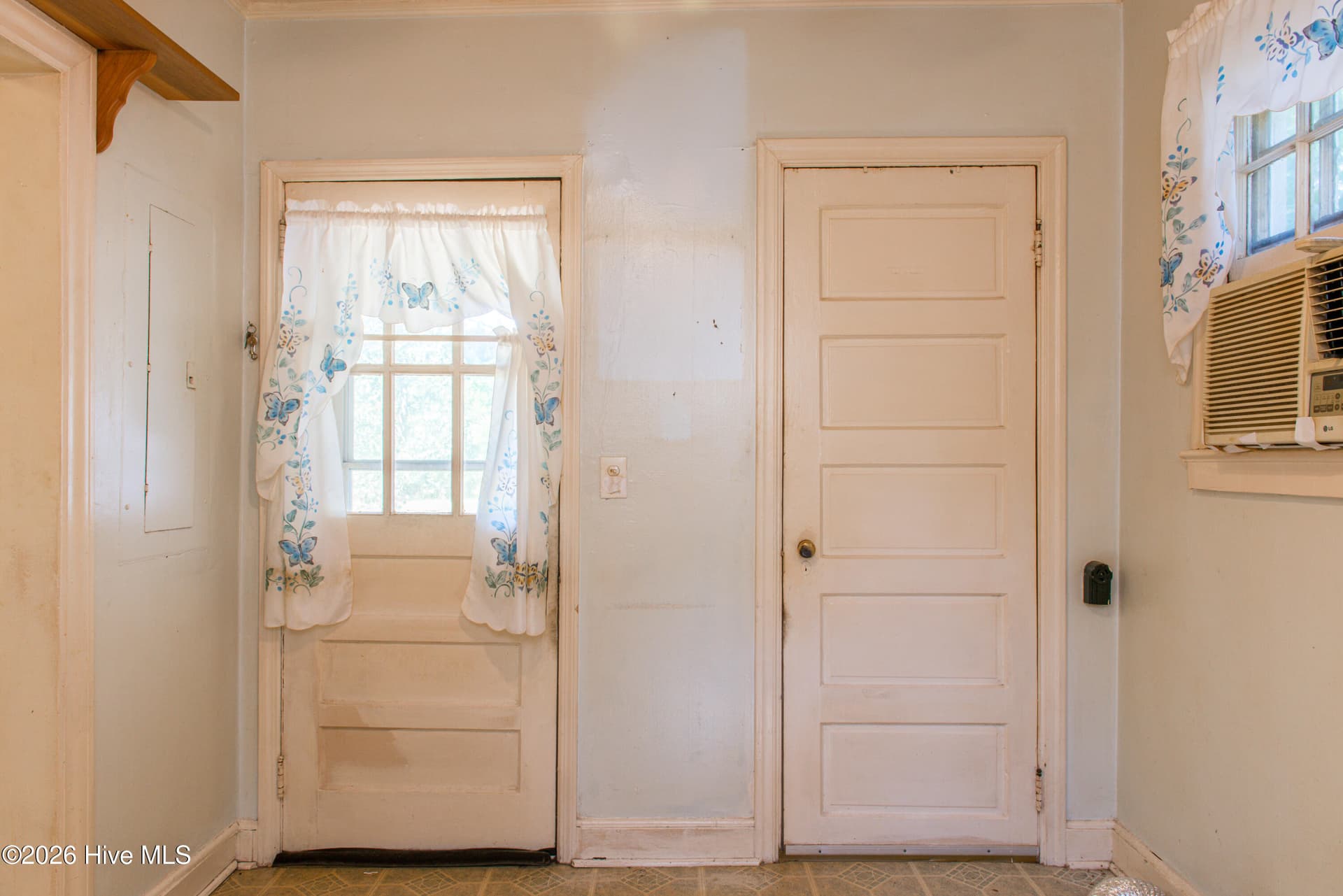Single Family Residence at 2127 Klein Road, Wilmington, NC 28405, photo 21 of 42
