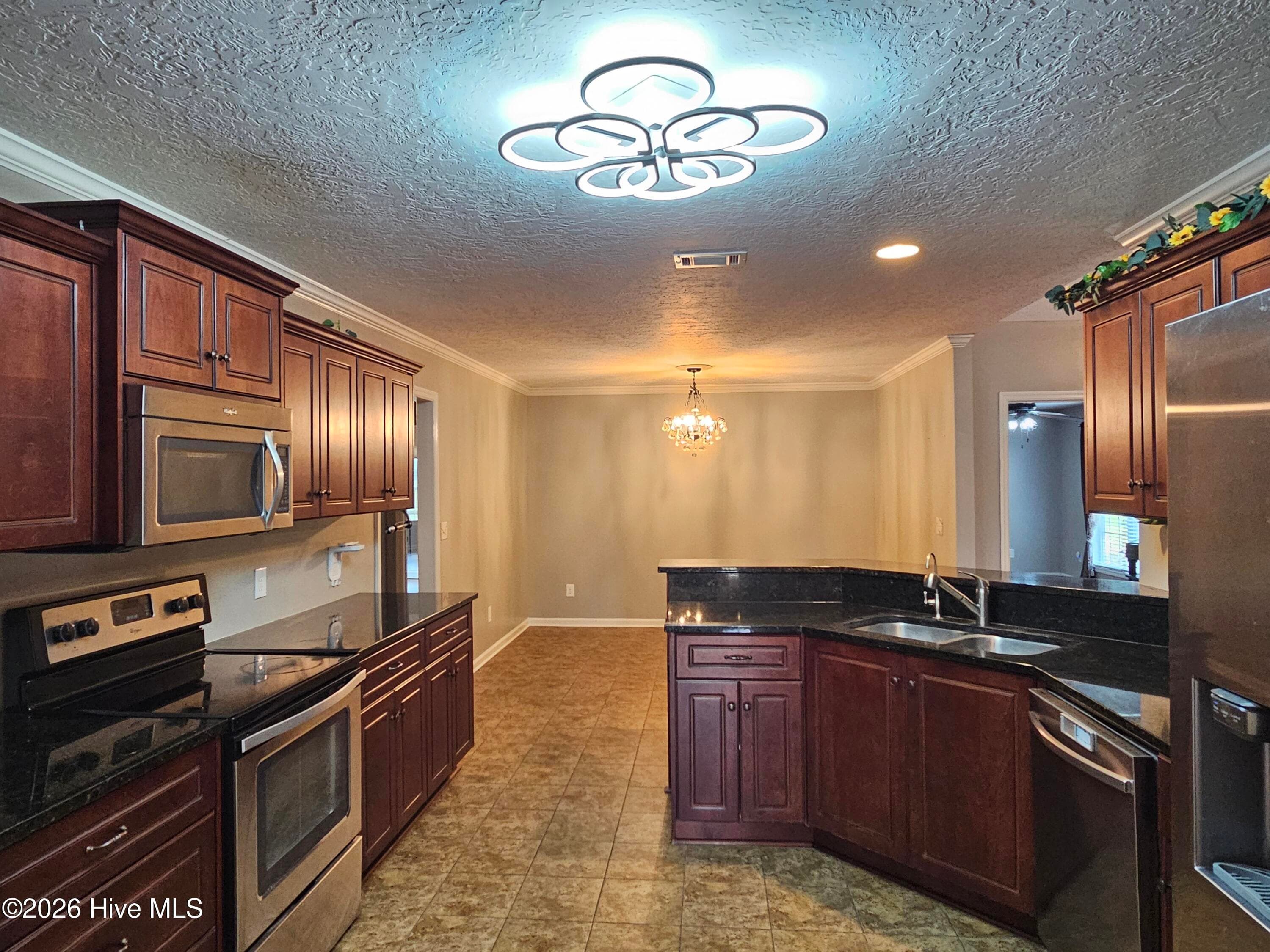 Kitchen and Kitchenette - 115 Kim Court, Blythe, GA 30805