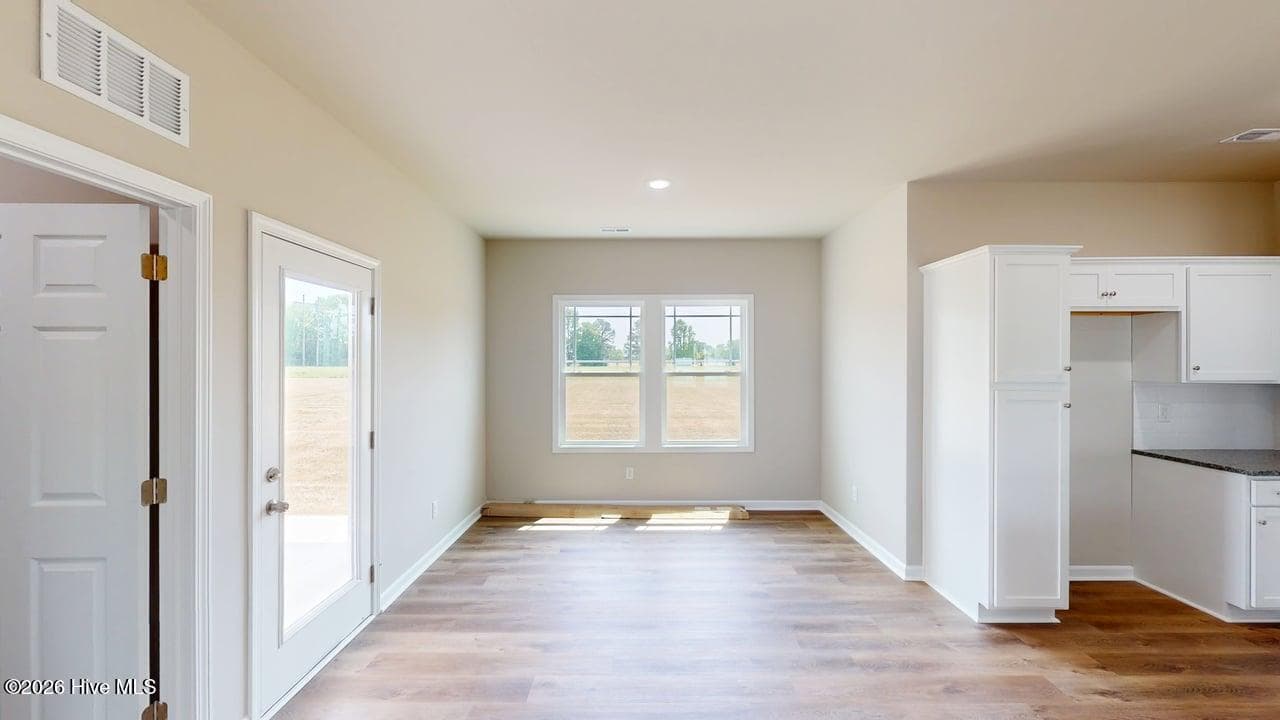 Single Family Residence at 102 Kendall Farms Drive, Goldsboro, NC 27534, photo 5 of 25
