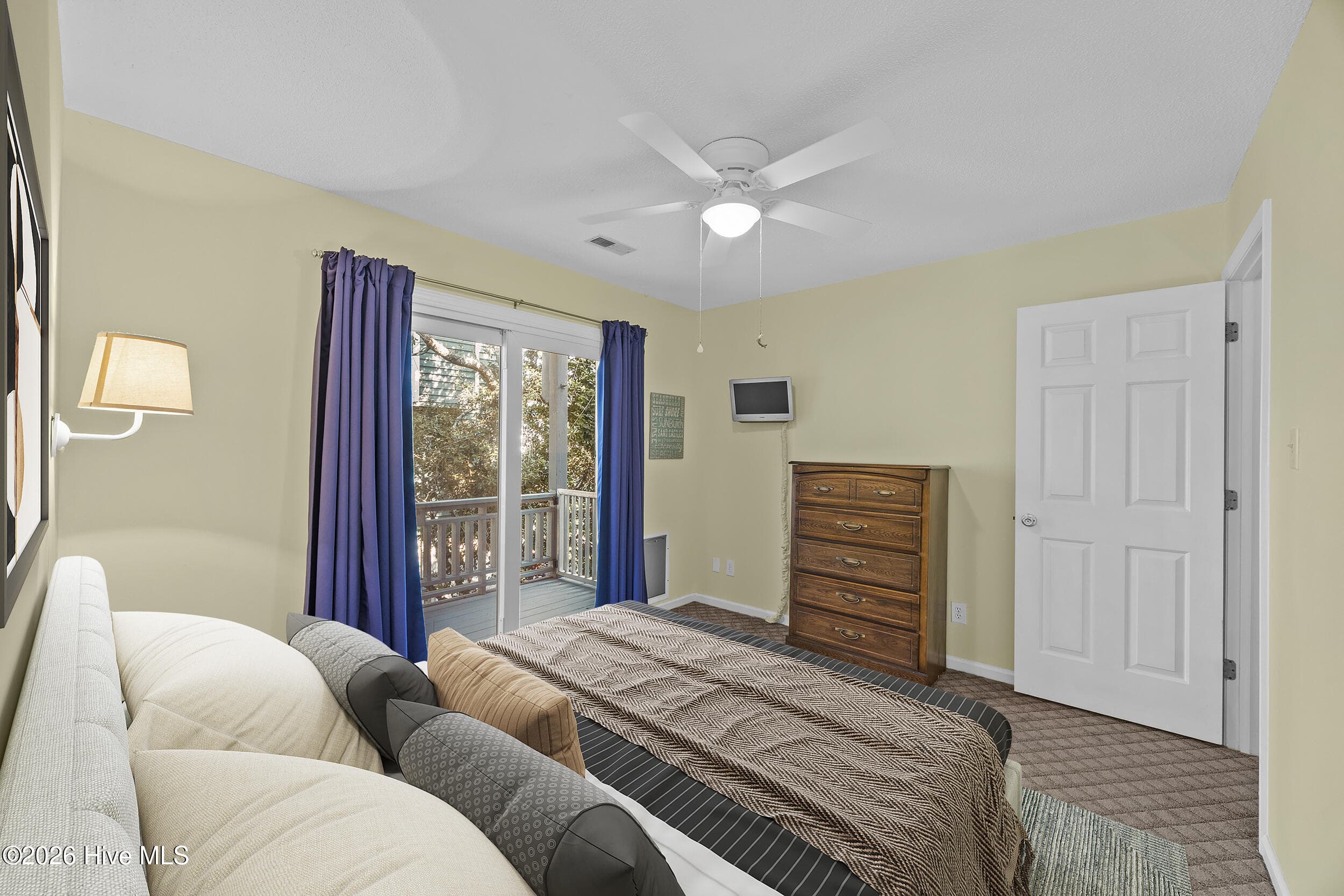 virtual staging - 1111 Canady Avenue, Topsail Beach, NC 28445