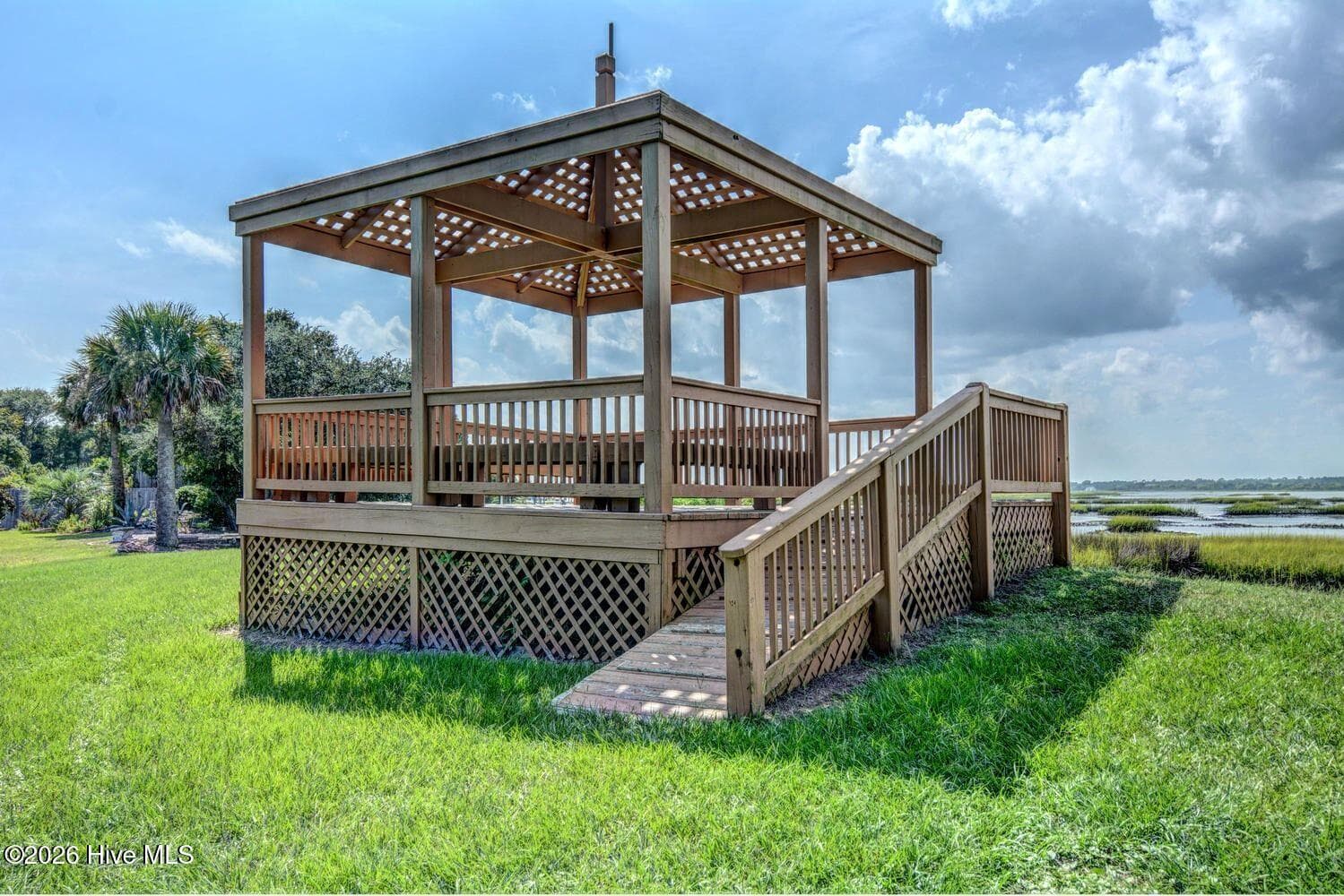Single Family Residence at 109 Sea Urchin Court, Surf City, NC 28445, photo 48 of 49