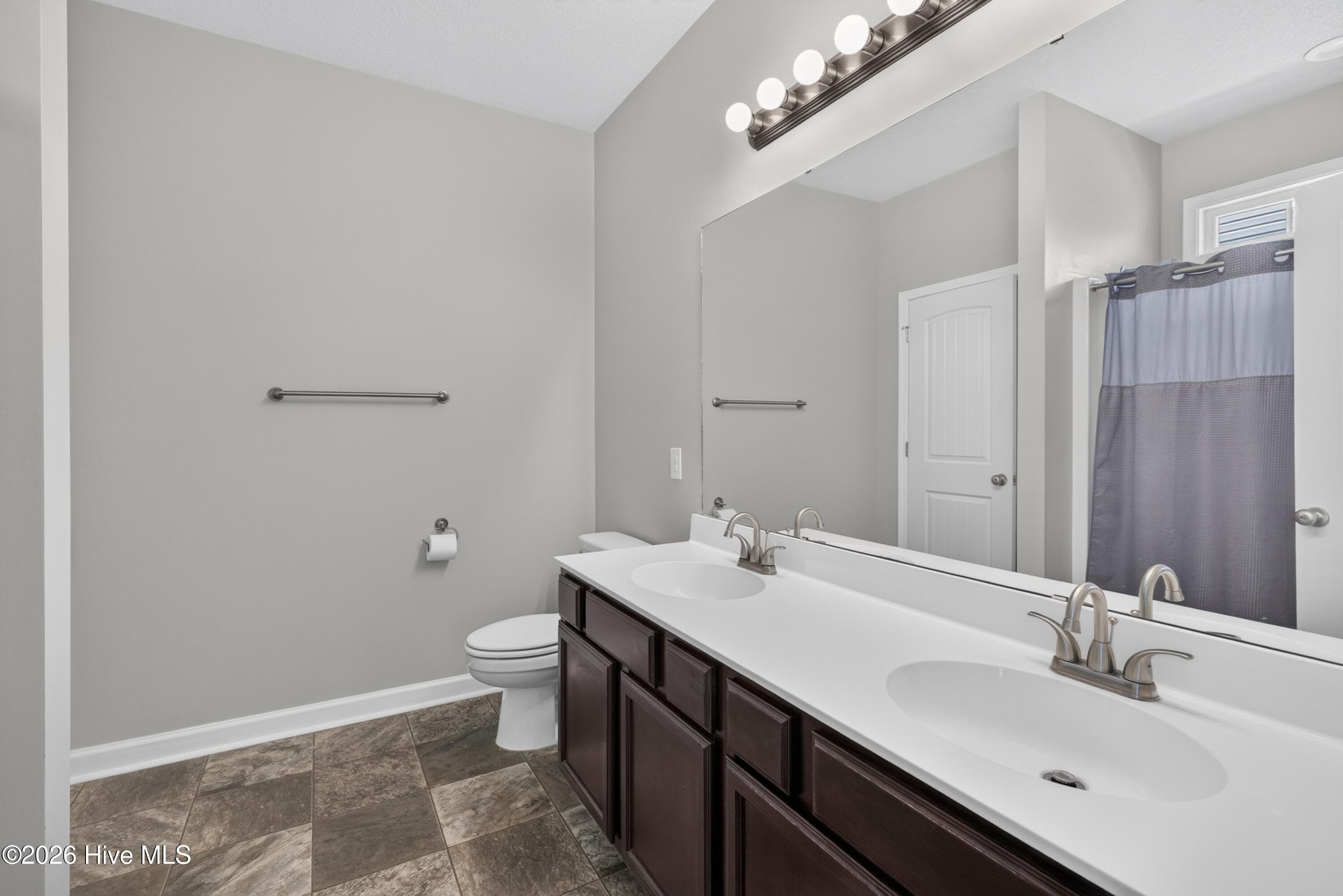 Townhouse at 391 Frisco Way, Holly Ridge, NC 28445, photo 28 of 49