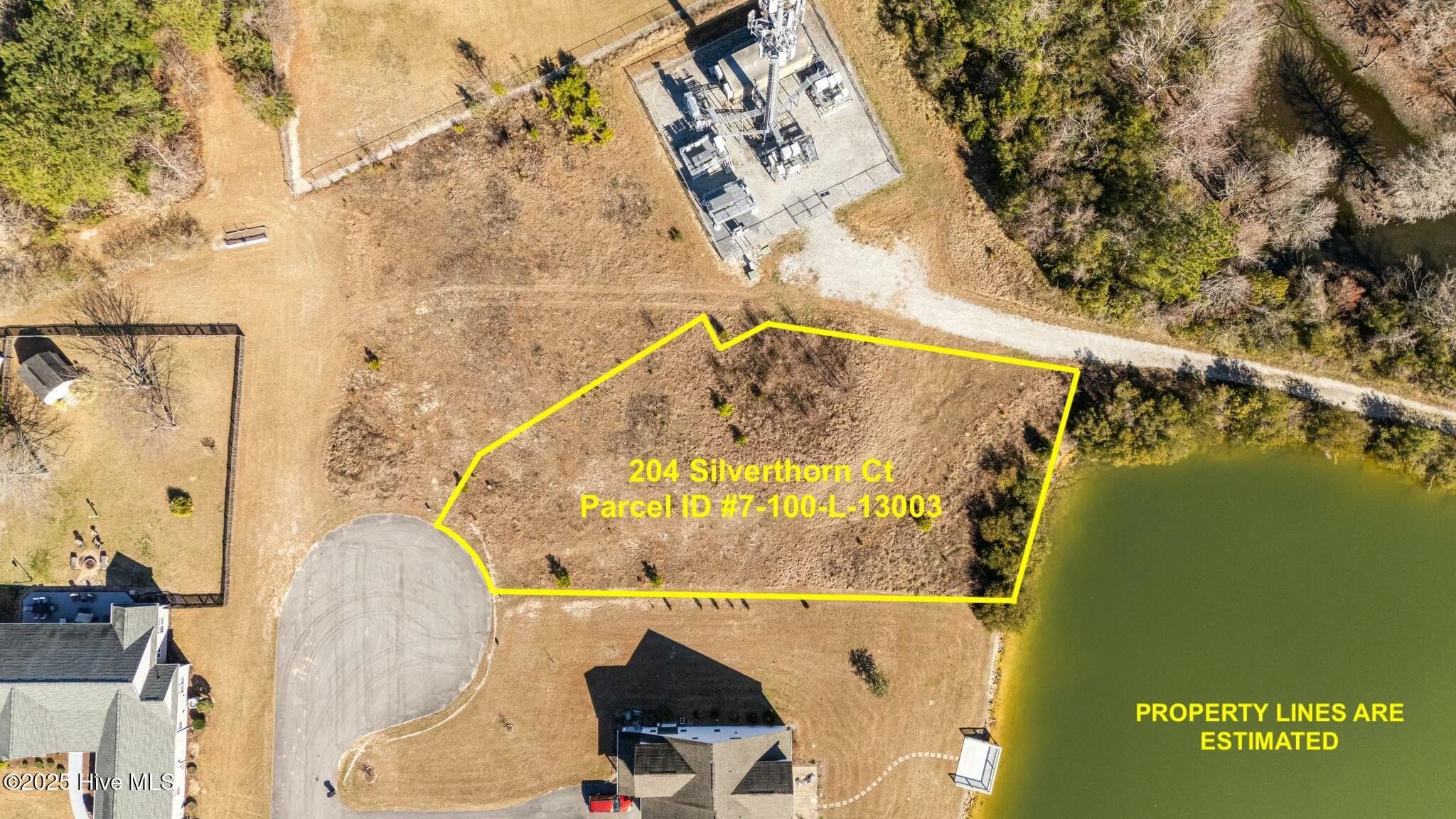 204 Silverthorn Court, New Bern, NC 28562