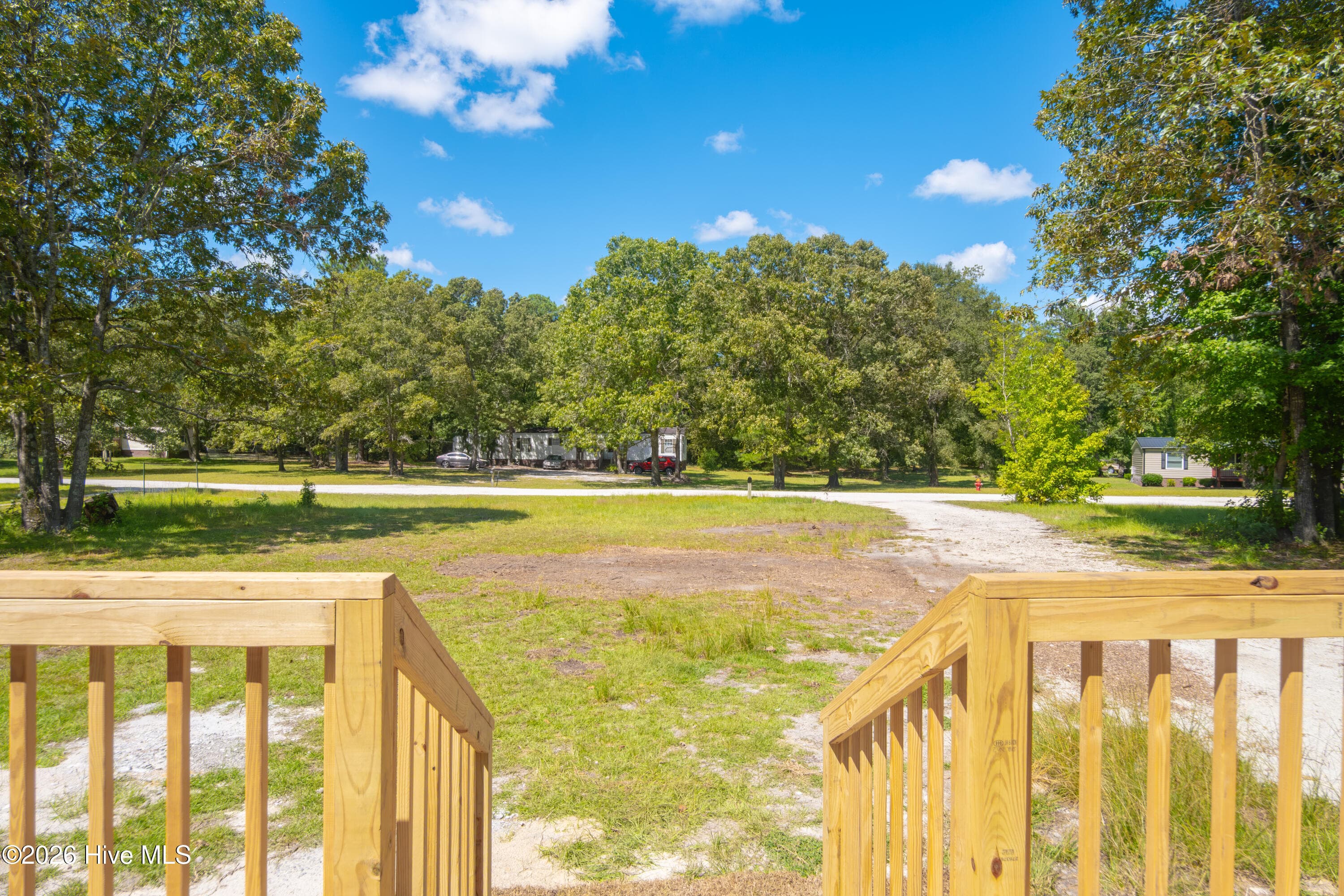Manufactured Home at 120 Edgewater Lane, Richlands, NC 28574, photo 36 of 44