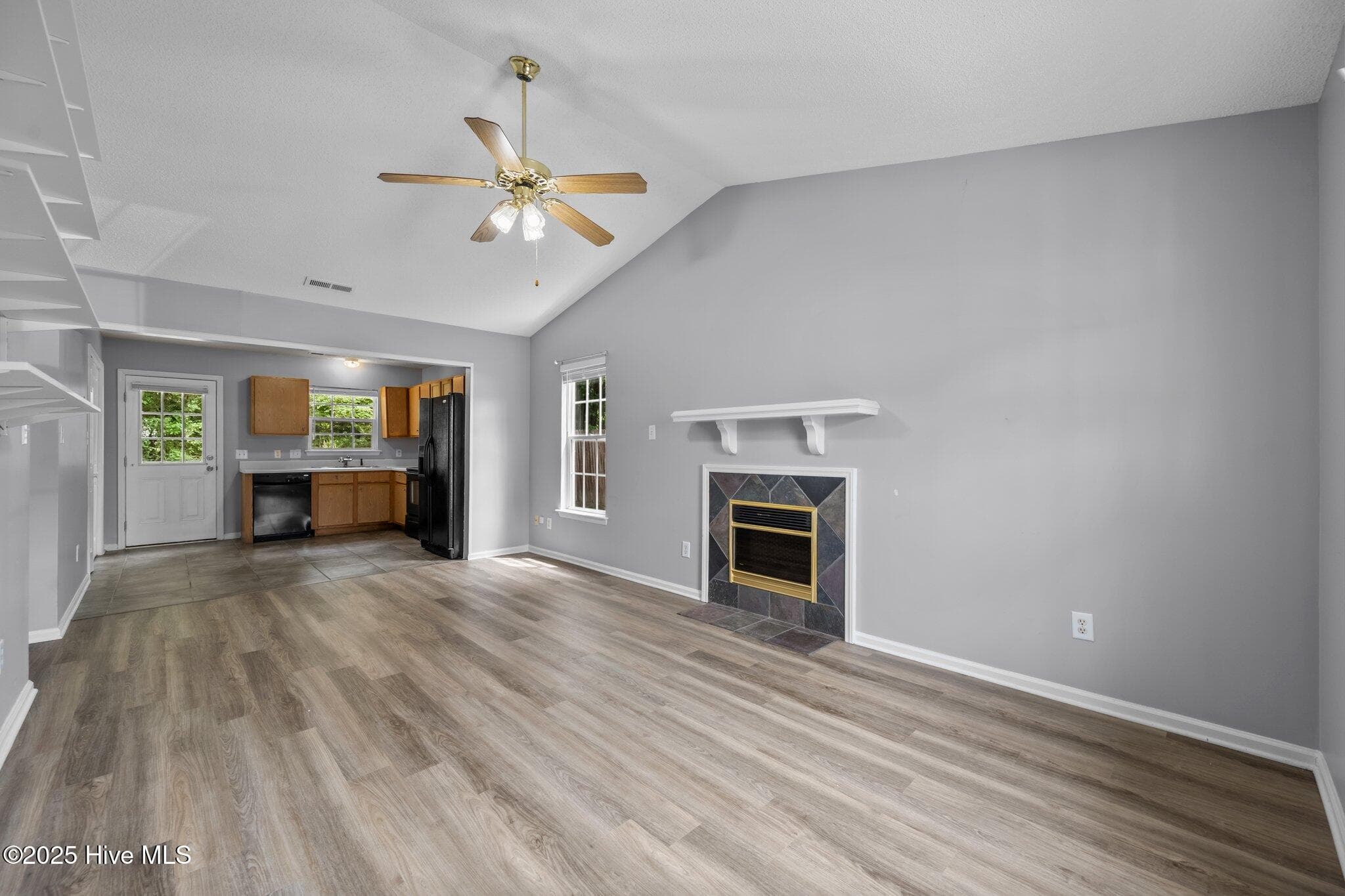 1087 W Pueblo Drive, Jacksonville, NC 28546