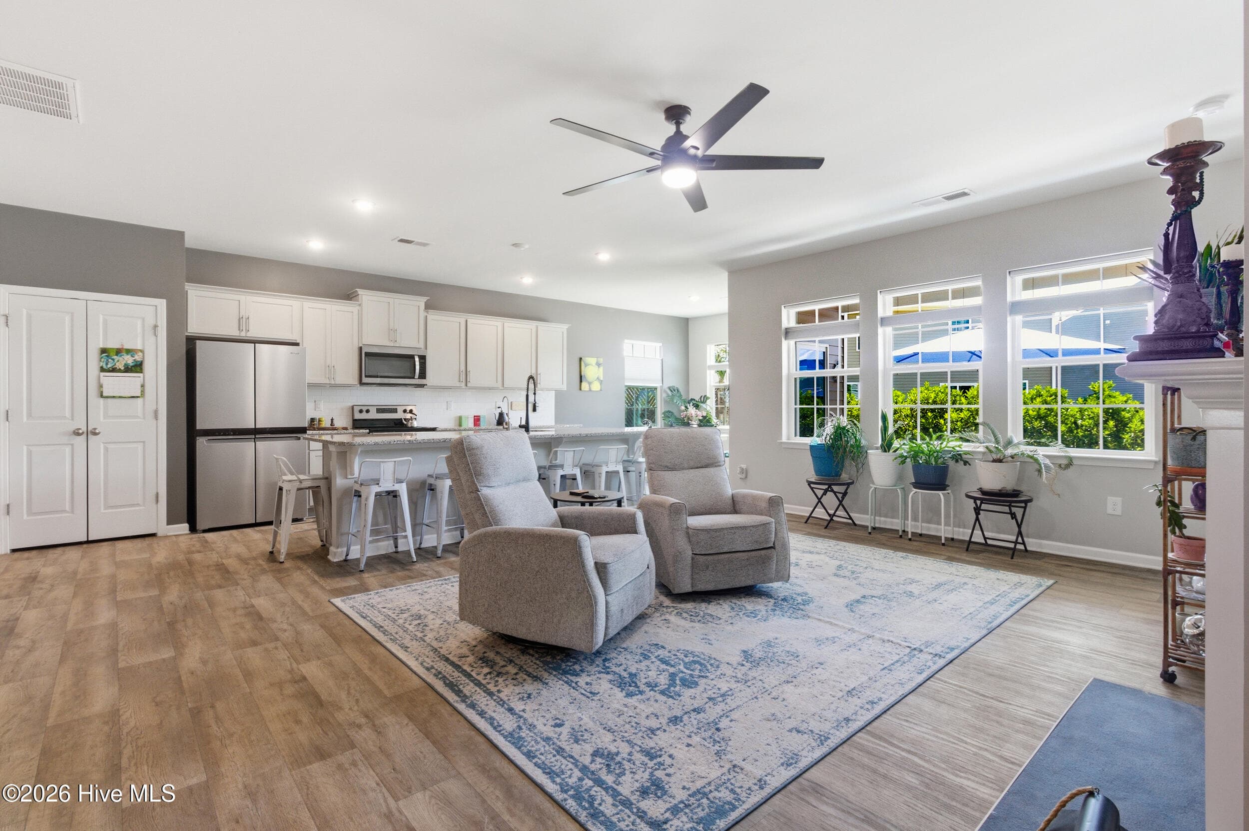 Living Room - 302 Ginger Drive, New Bern, NC 28560