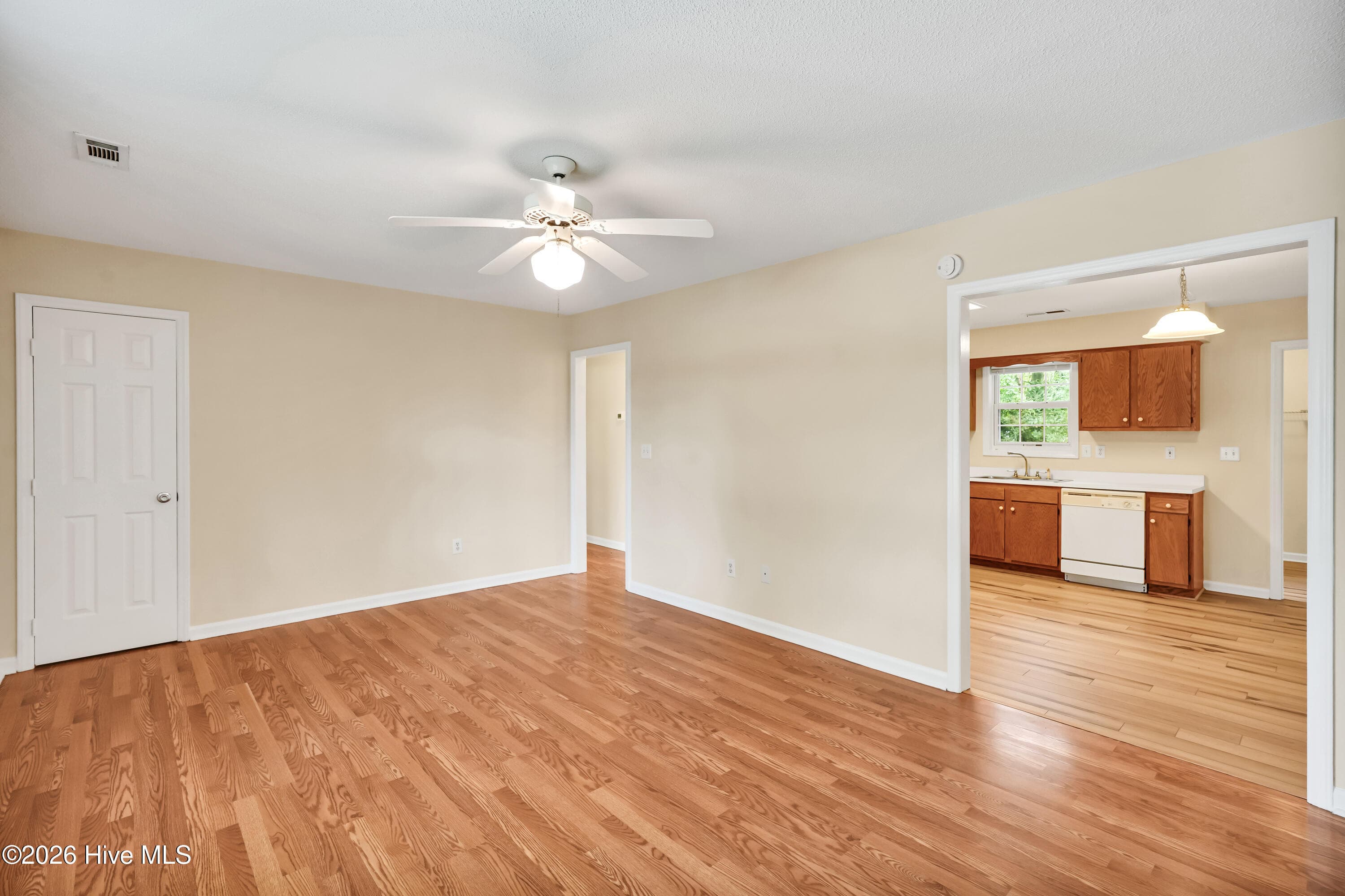 Quadruplex at 7746 Alexander Road A-D, Wilmington, NC 28411, photo 6 of 16