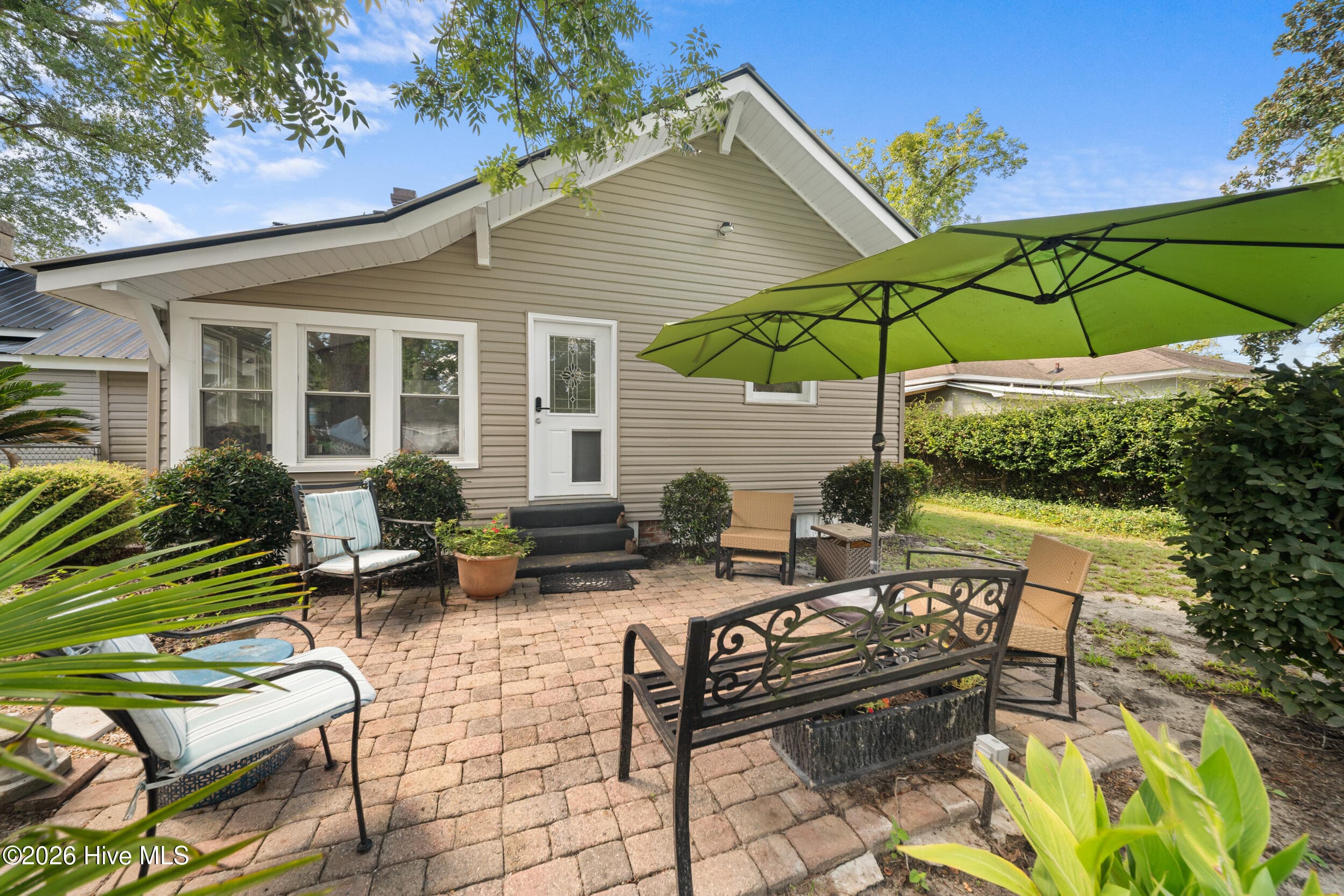 Single Family Residence at 631 Barney Avenue, Millen, GA 30442, photo 9 of 36