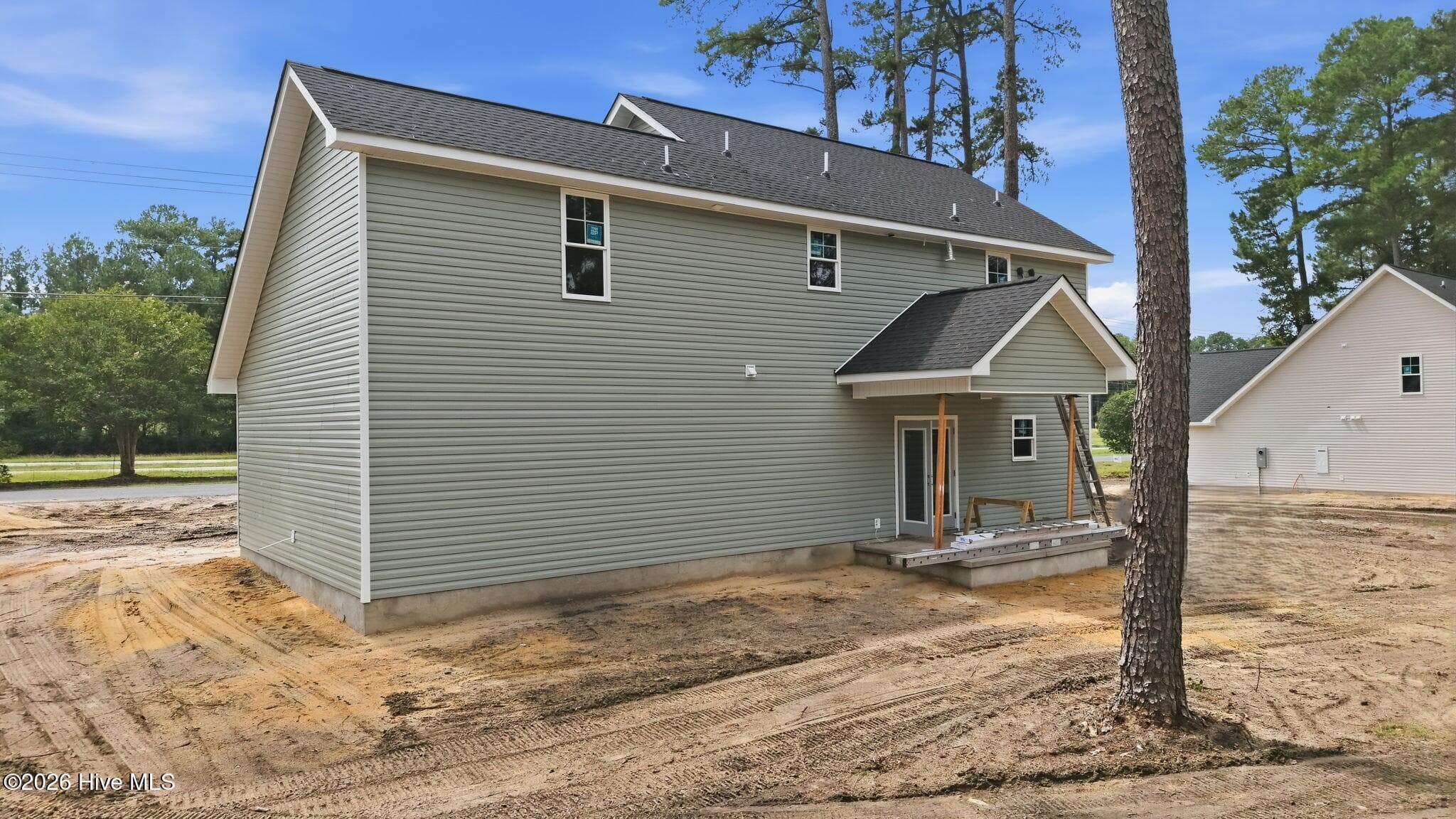 Single Family Residence at 442 Hyland Hills Road, Southern Pines, NC 28387, photo 9 of 17