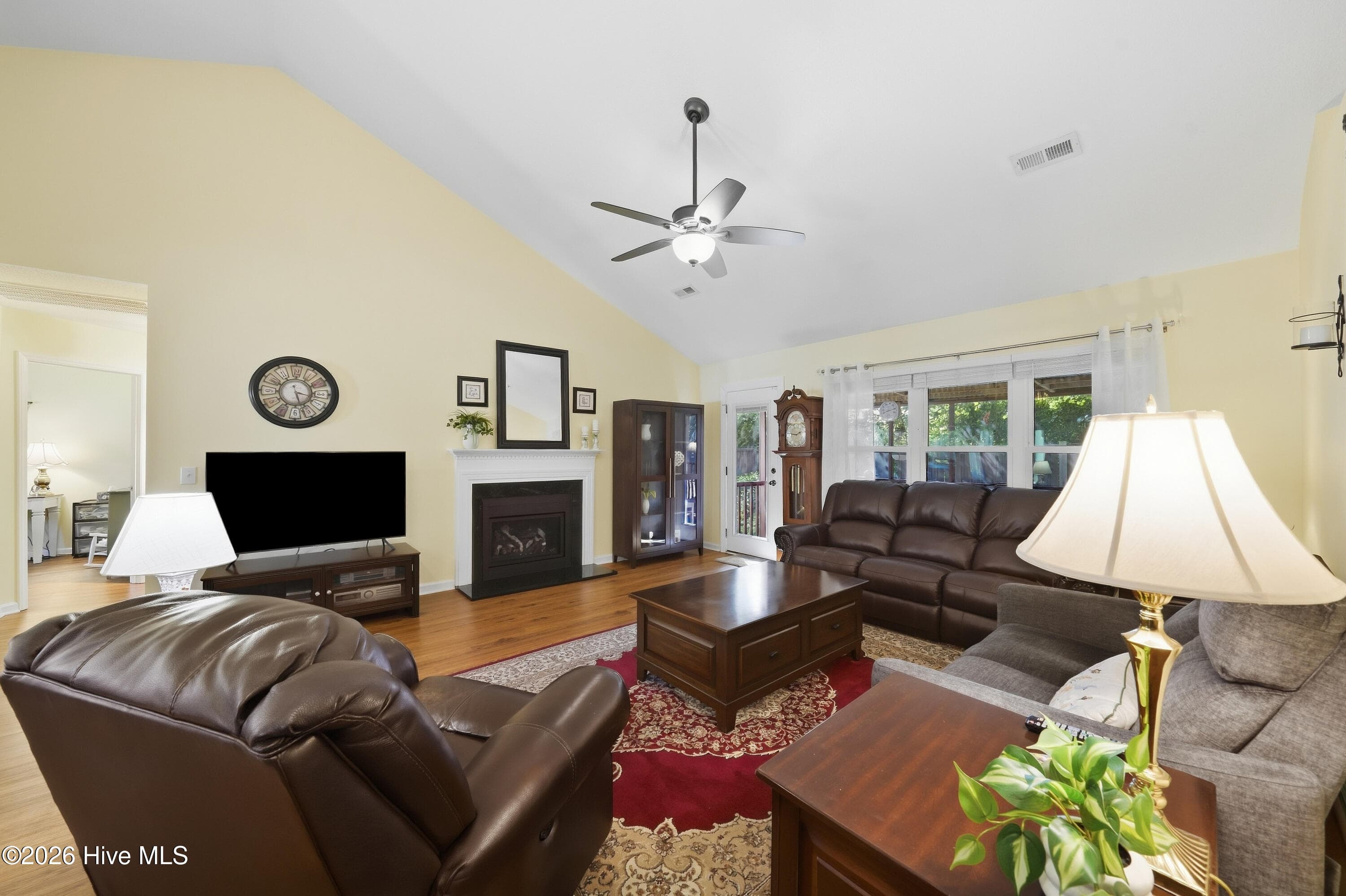 Single Family Residence at 5002 Blue Grass Court, Wilmington, NC 28409, photo 8 of 41