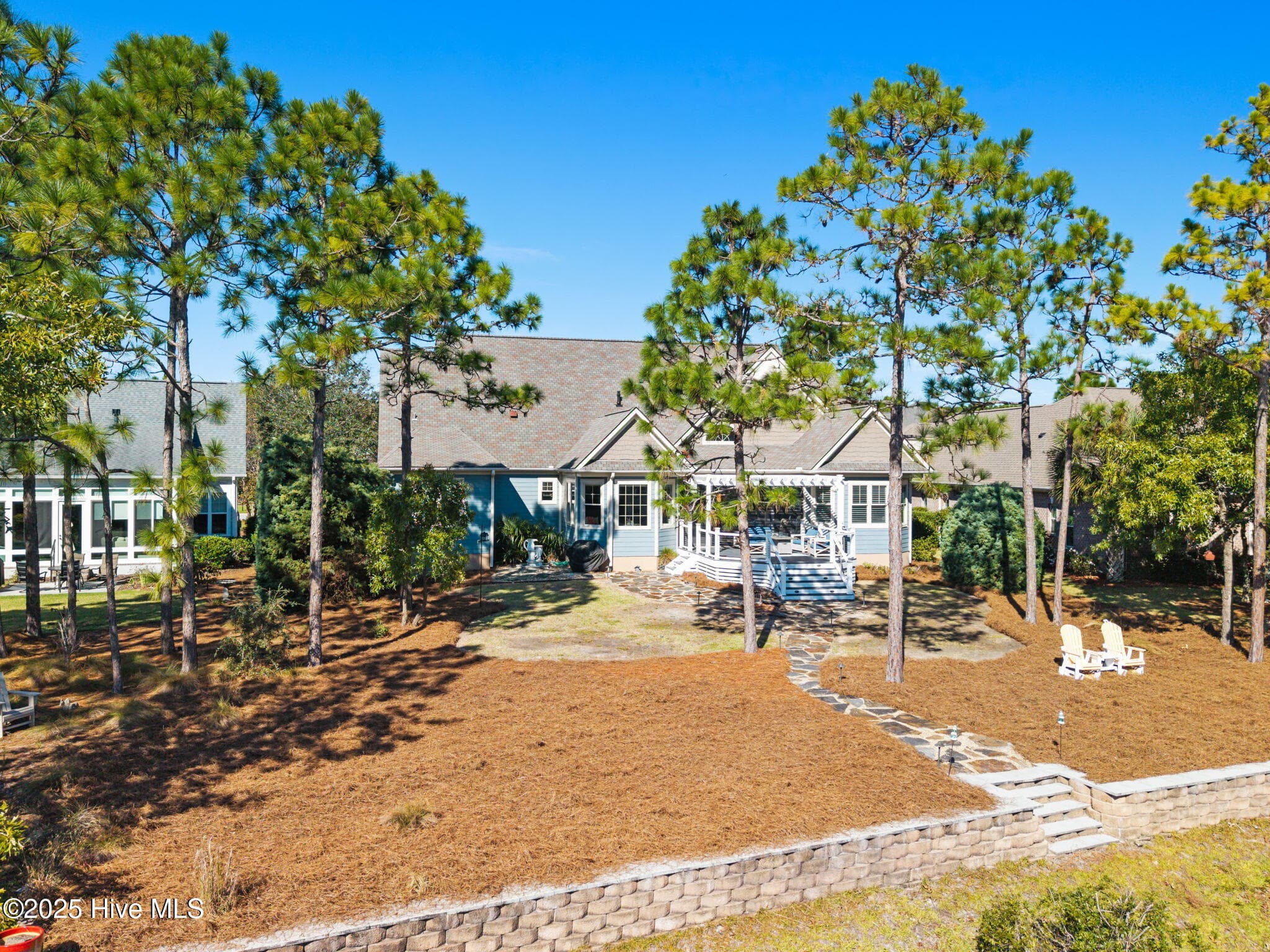 Single Family Residence at 3586 Bristlecone Bend, Southport, NC 28461, photo 3 of 6