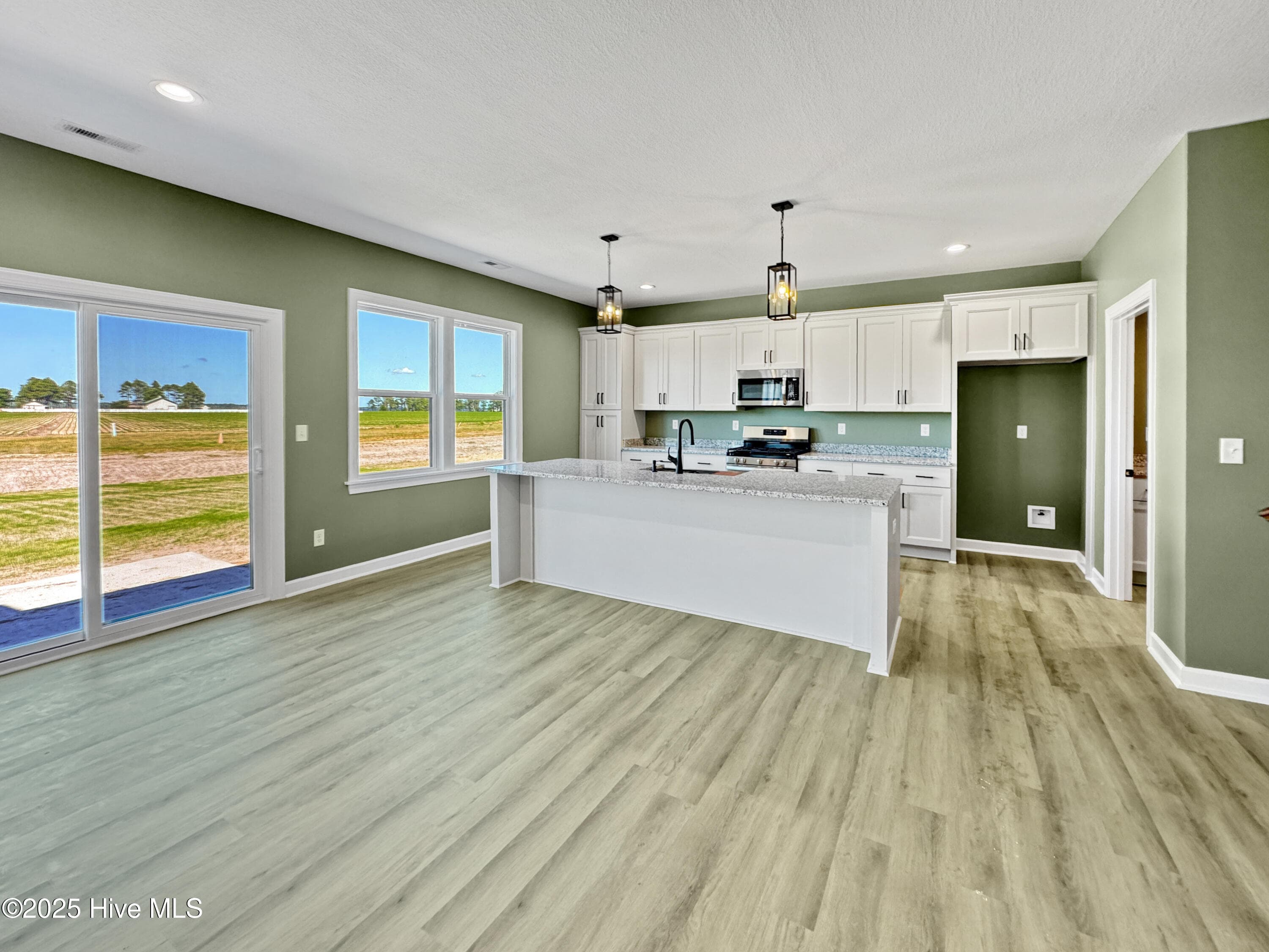 Single Family Residence at 2111 Staysail Drive, Elizabeth City, NC 27909, photo 10 of 31