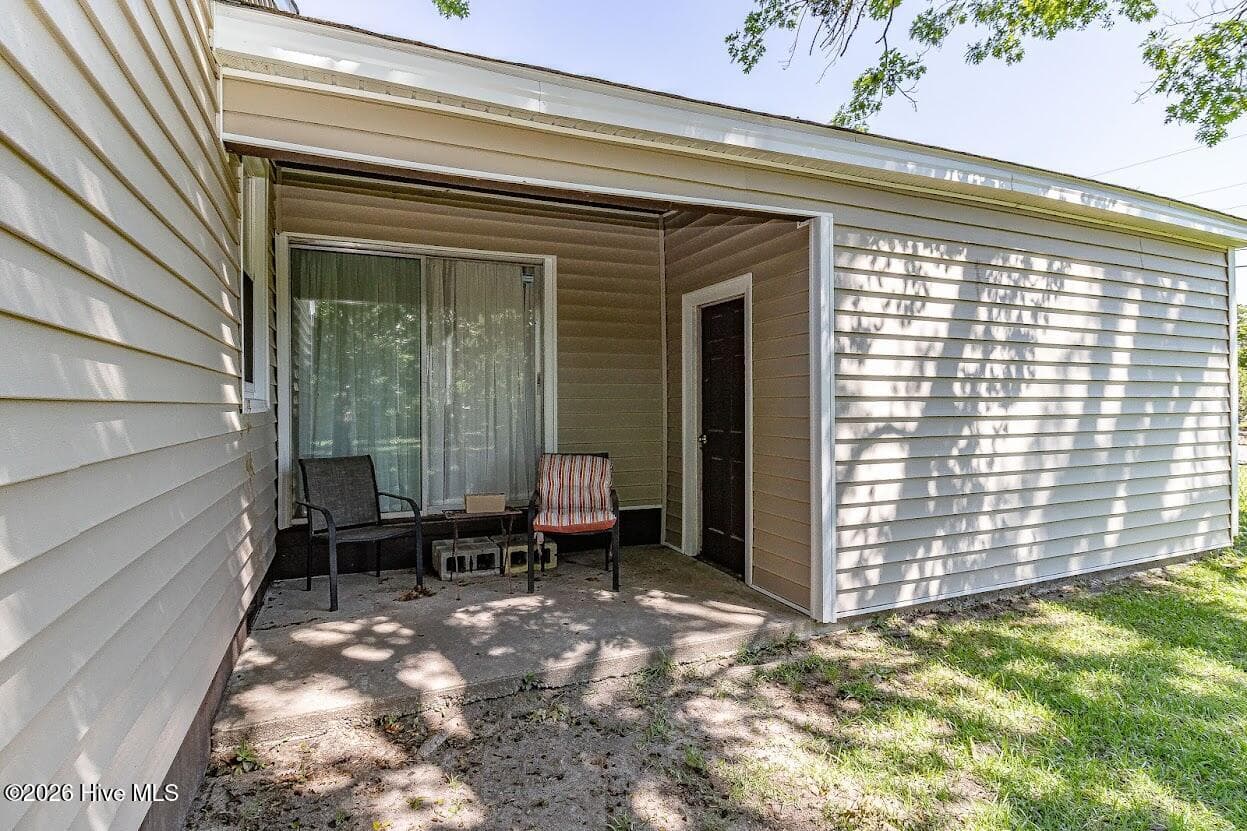 Single Family Residence at 302 Nelson Drive, Goldsboro, NC 27534, photo 32 of 38