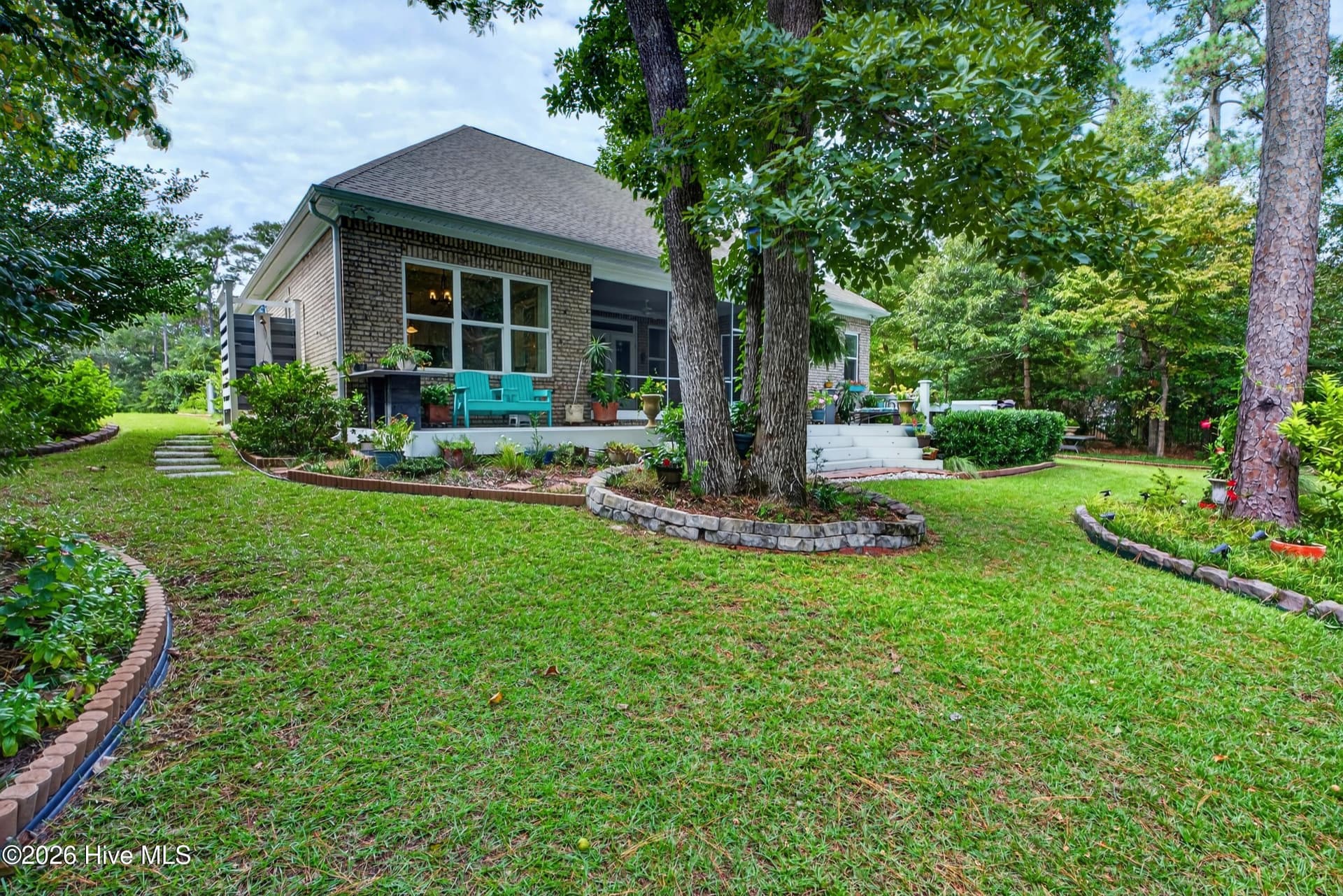 Single Family Residence at 101 Beaumont Circle, Hampstead, NC 28443, photo 6 of 43