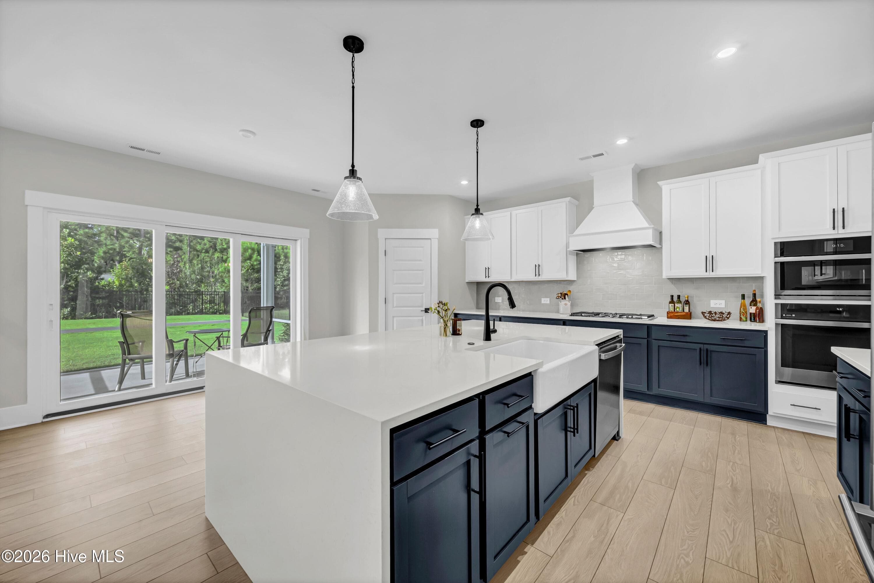 Single Family Residence at 1012 Fawn Valley Way, Wilmington, NC 28409, photo 3 of 41