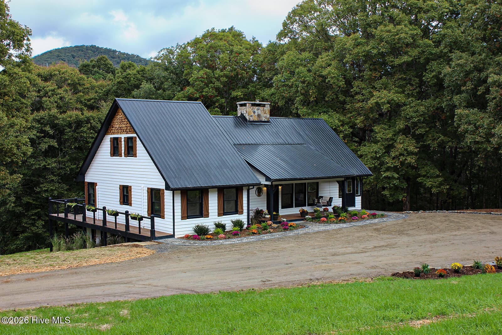 Single Family Residence at 121 Wolfcreek Road, Murphy, NC 28906, photo 8 of 126