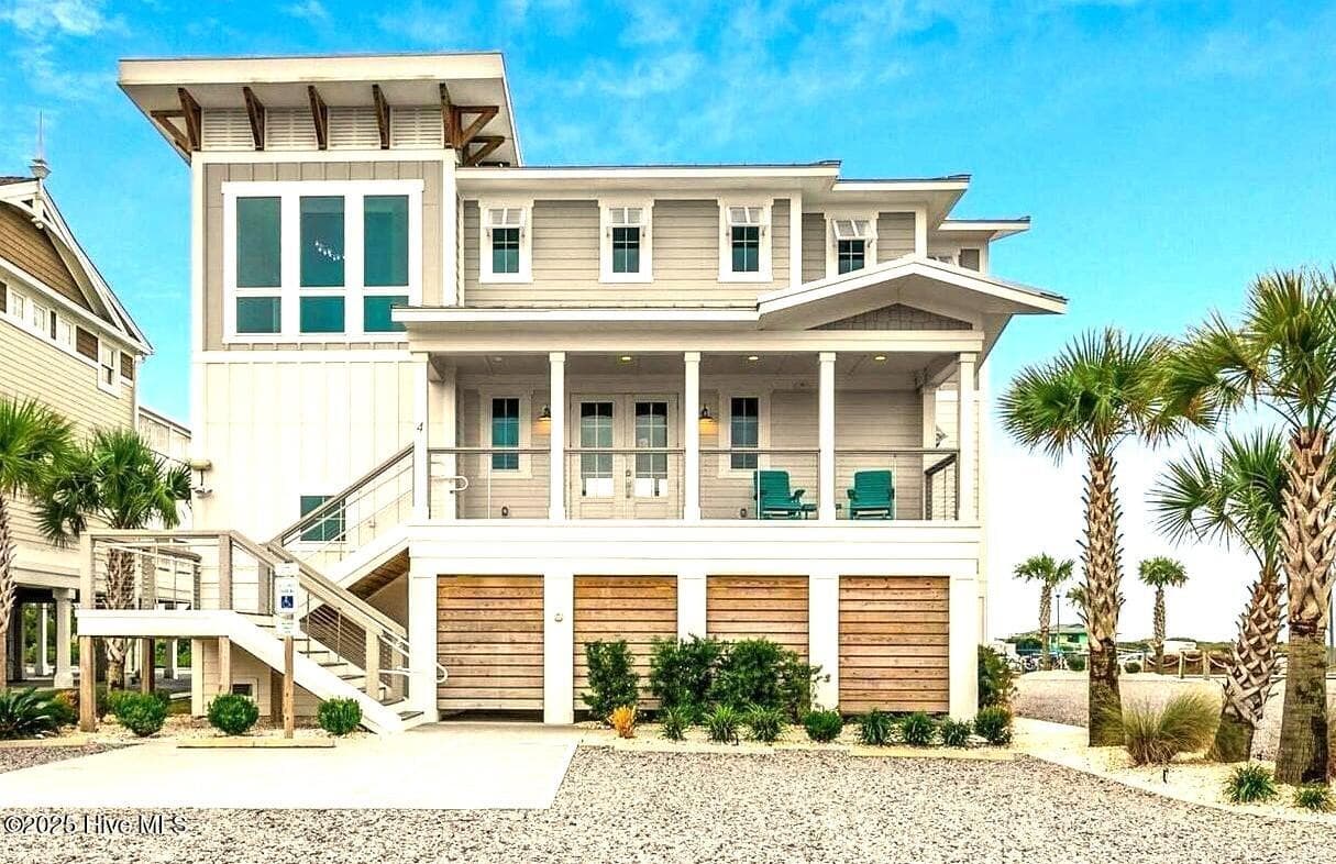 Single Family Residence at 2085 Manor Parc Drive, Calabash, NC 28467, photo 16 of 55