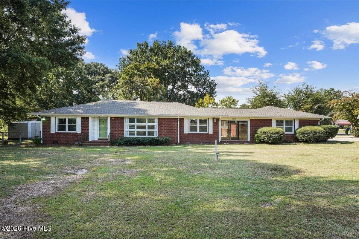 1618 W US 70 Hwy W, Goldsboro, NC 27530