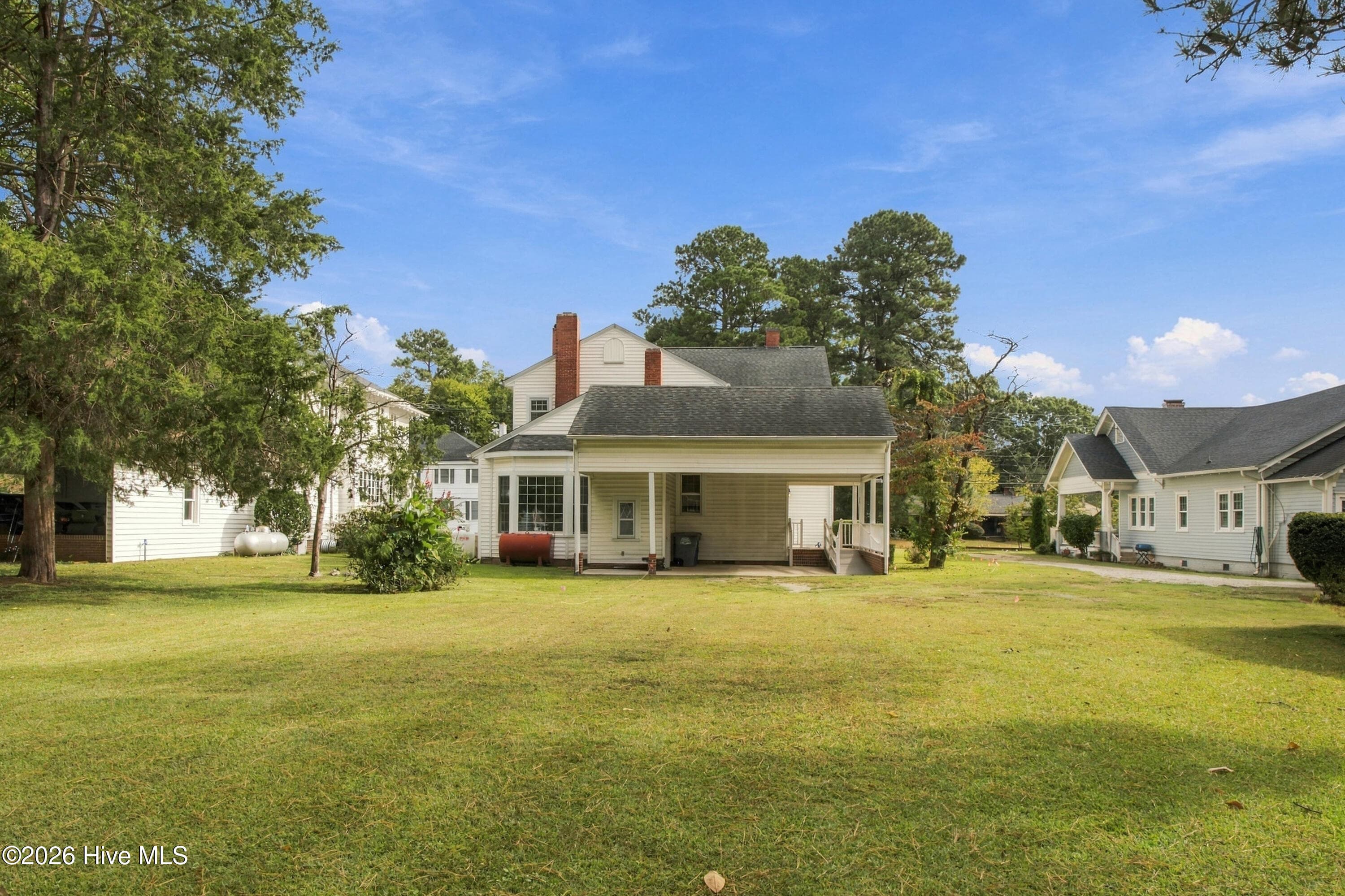 Single Family Residence at 407 S King Street, Windsor, NC 27983, photo 12 of 146