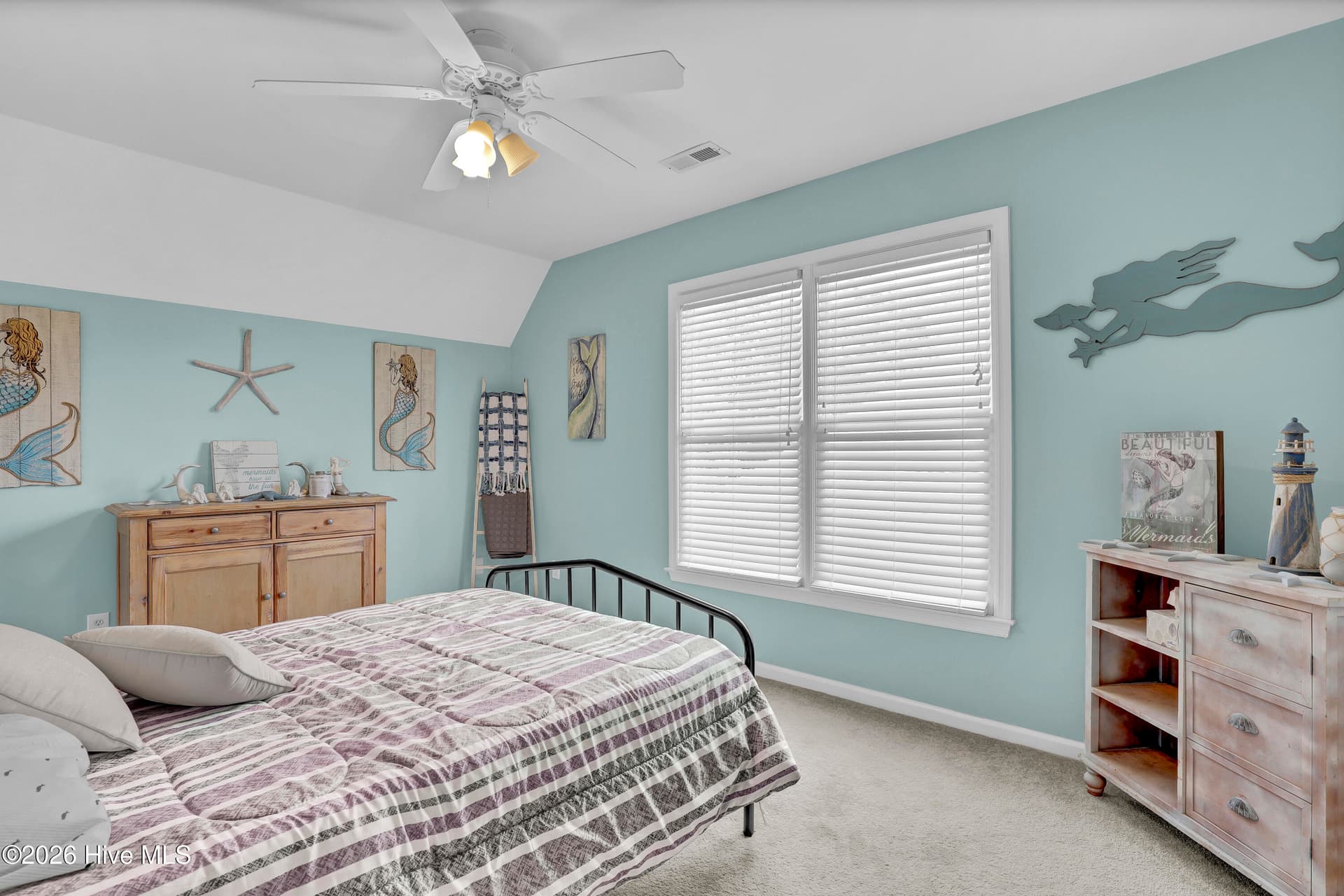 Single Family Residence at 1124 Mill Run Road, Sneads Ferry, NC 28460, photo 21 of 41