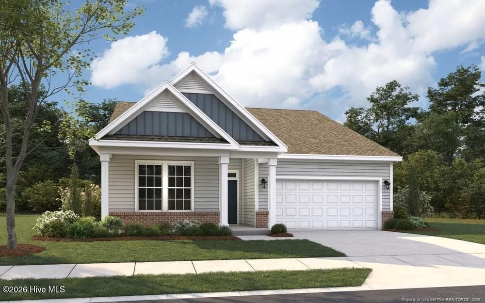 61 Hallwood Drive, Dunn, NC 28334