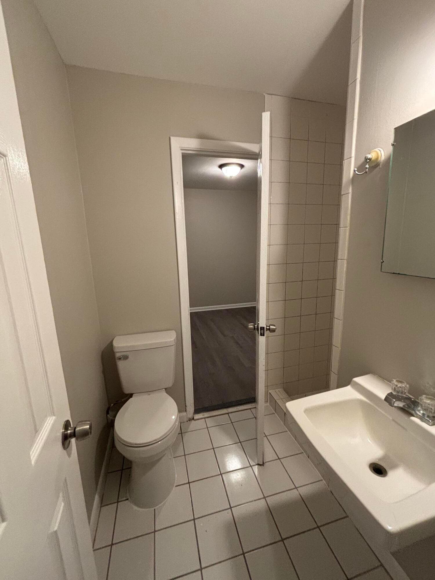 Single Family Residence at 2458 Leslie Circle, Augusta, GA 30906, photo 10 of 17