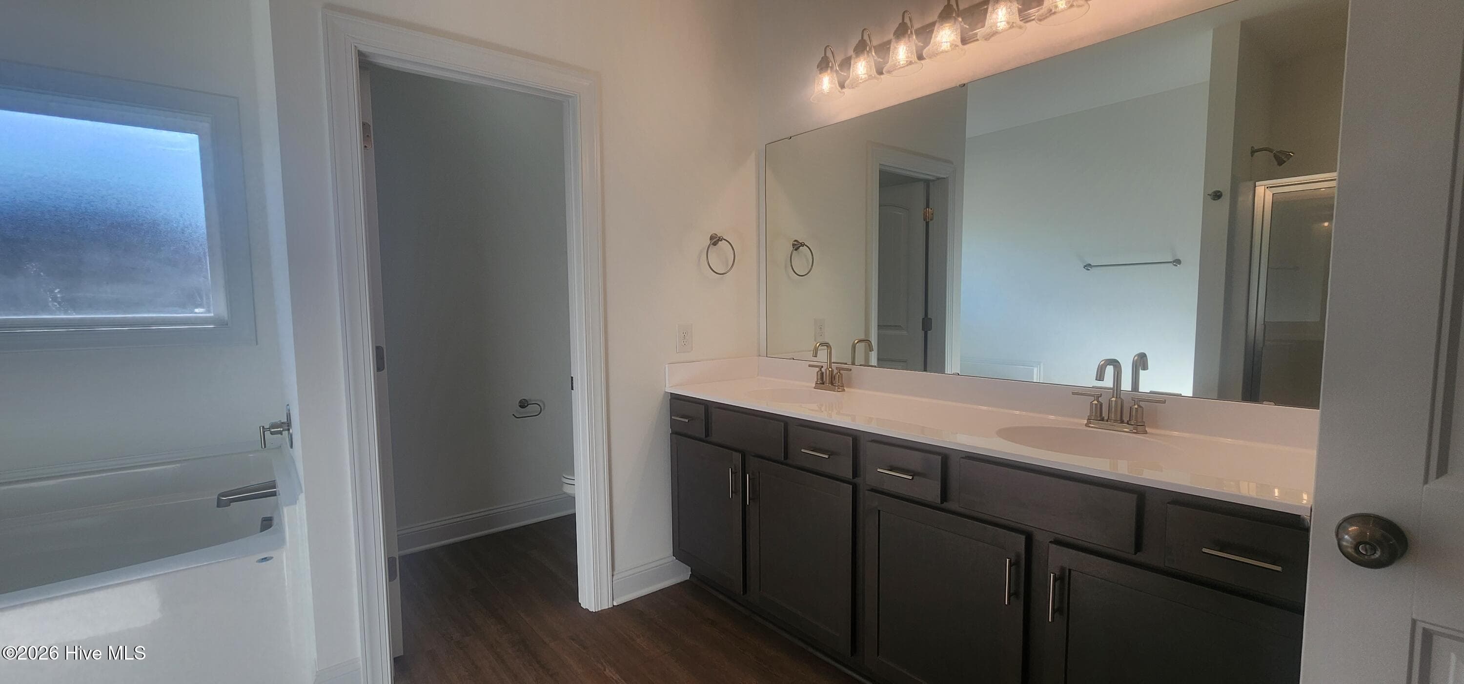 Single Family Residence at 4013 Bluewater Boulevard, New Bern, NC 28562, photo 78 of 121