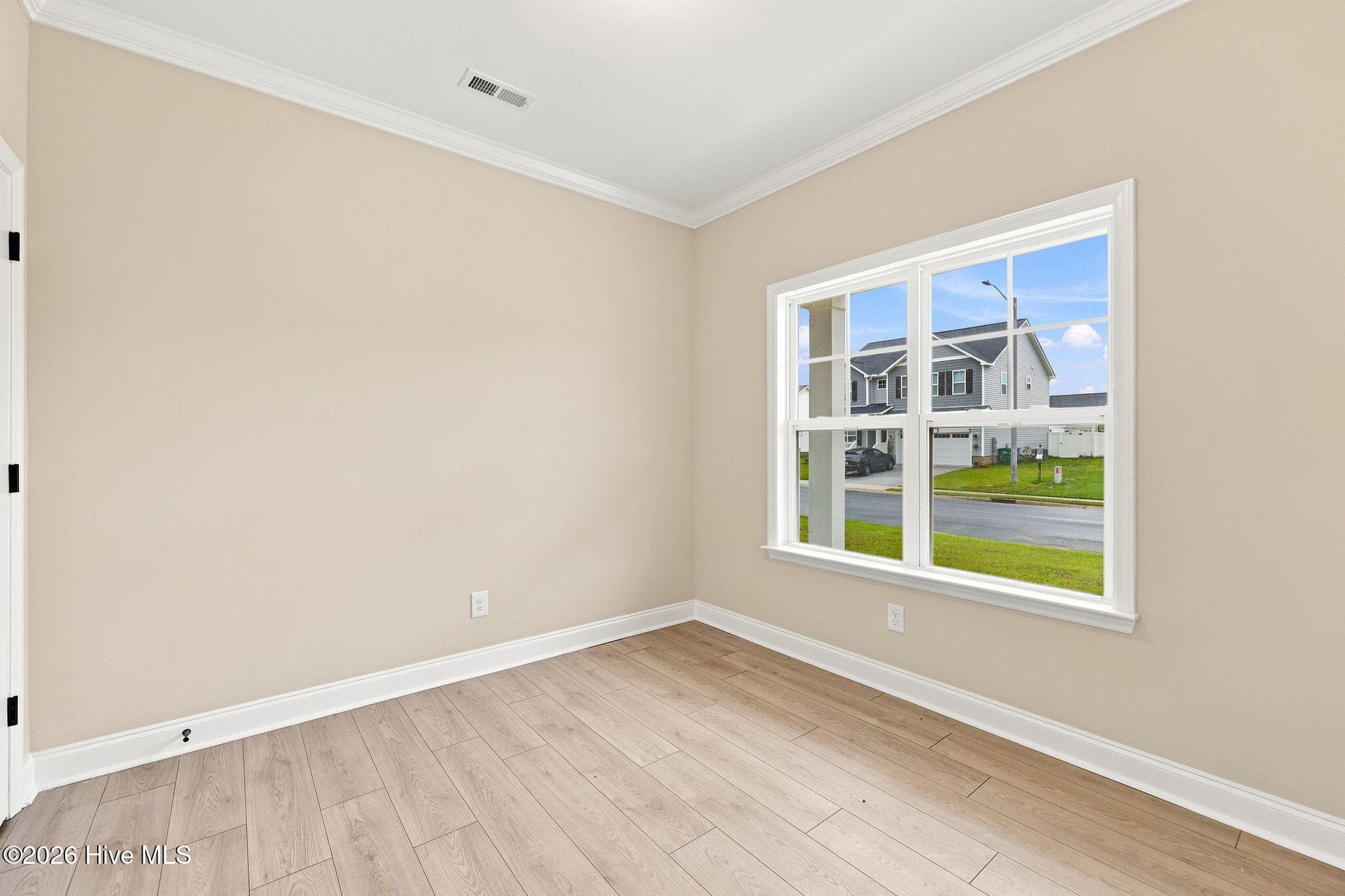 Single Family Residence at 2329 Rhinestone Drive, Winterville, NC 28590, photo 10 of 81