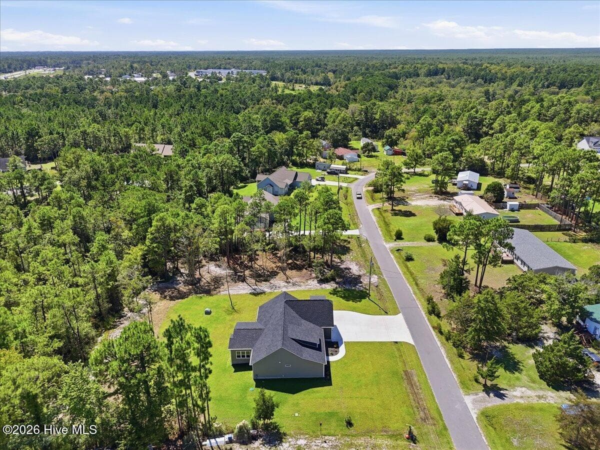Single Family Residence at 107 Gold Coast Drive, Hampstead, NC 28443, photo 2 of 2
