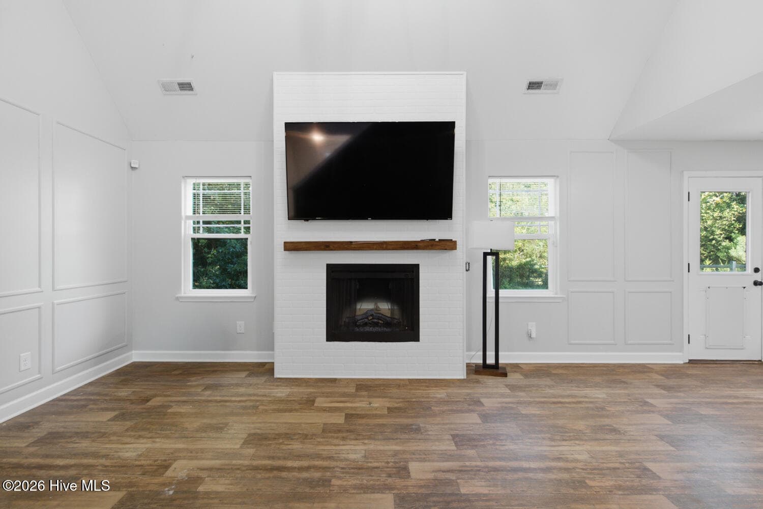 Single Family Residence at 384 Union Chapel Church Road, Richlands, NC 28574, photo 12 of 40