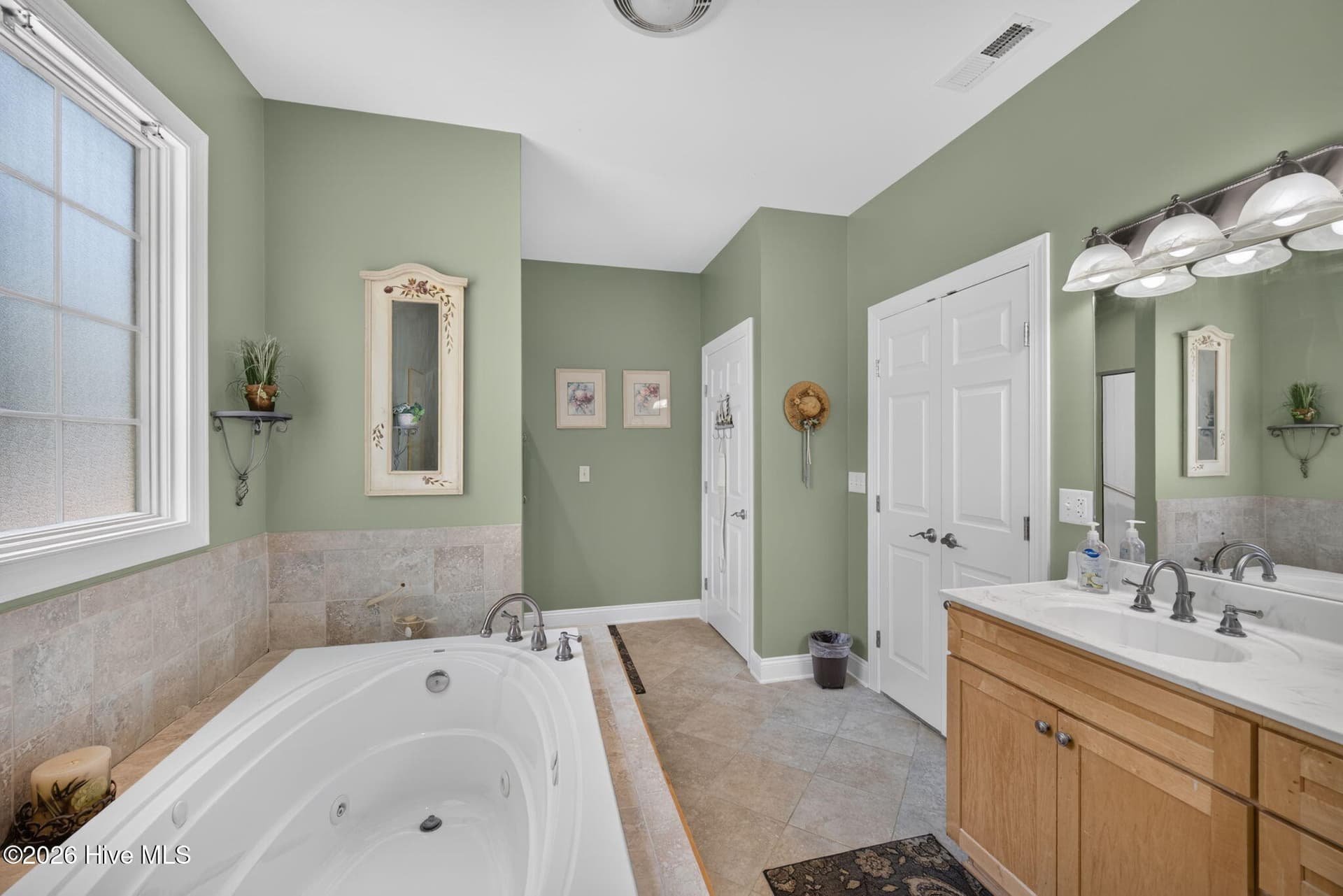 Single Family Residence at 103 Nanthala Court E, Hertford, NC 27944, photo 28 of 62