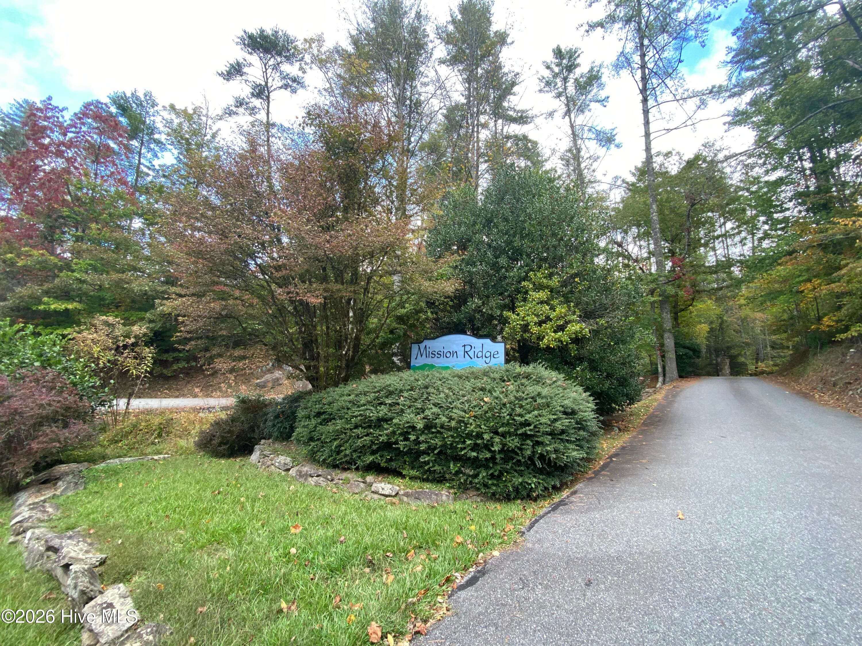 Wooded at 14 14 Mission Ridge, Hayesville, NC 28904, Hayesville, photo 2 of 14