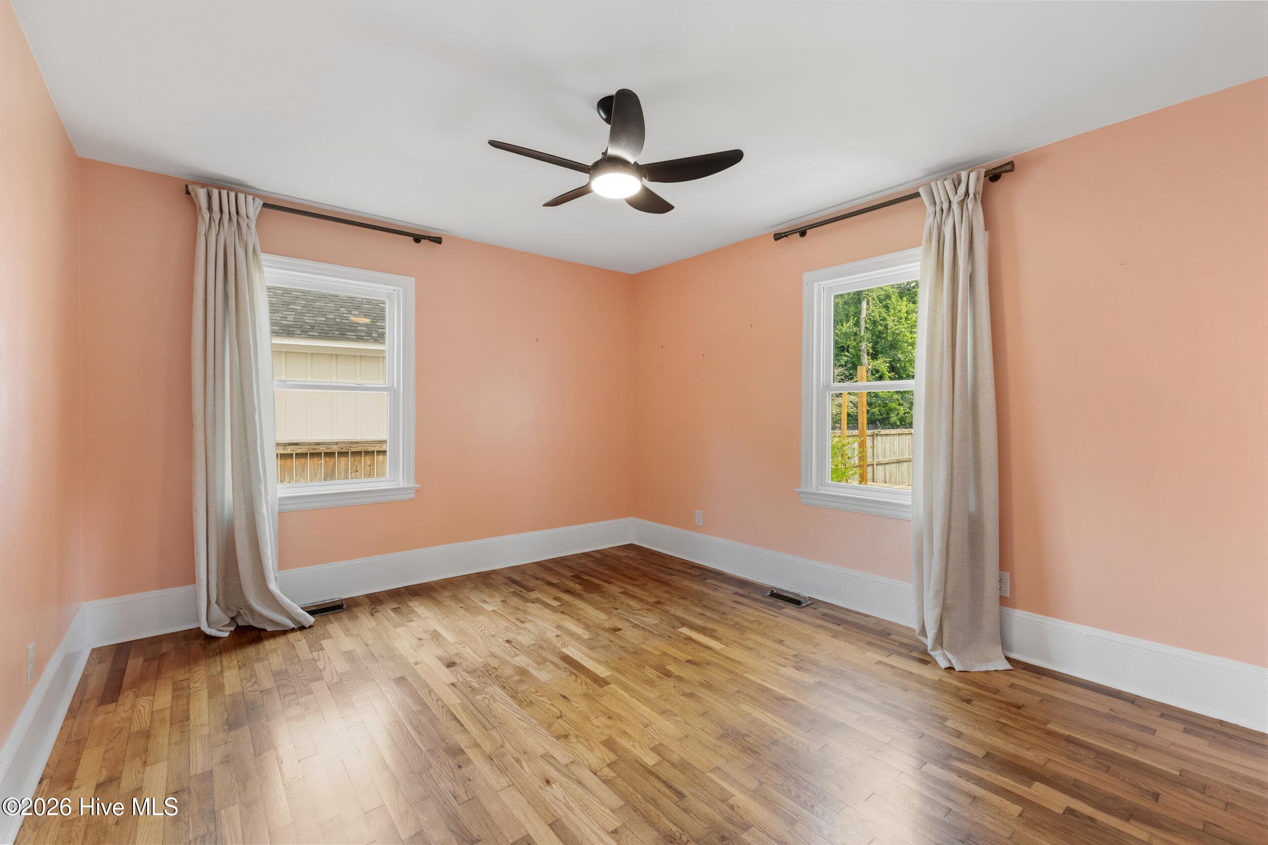Single Family Residence at 4109 Peachtree Avenue, Wilmington, NC 28403, photo 23 of 50