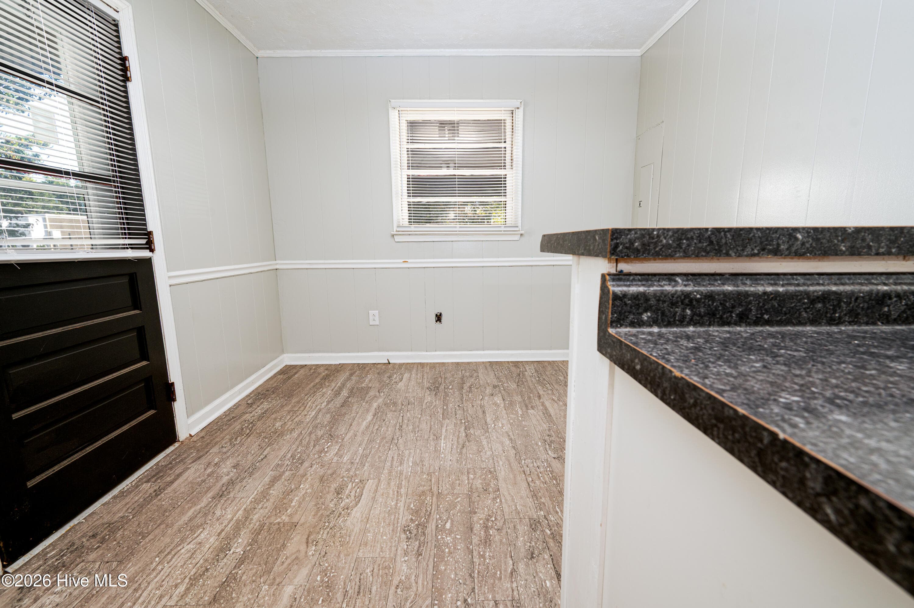Single Family Residence at 1800 Moore Avenue, New Bern, NC 28562, photo 7 of 20