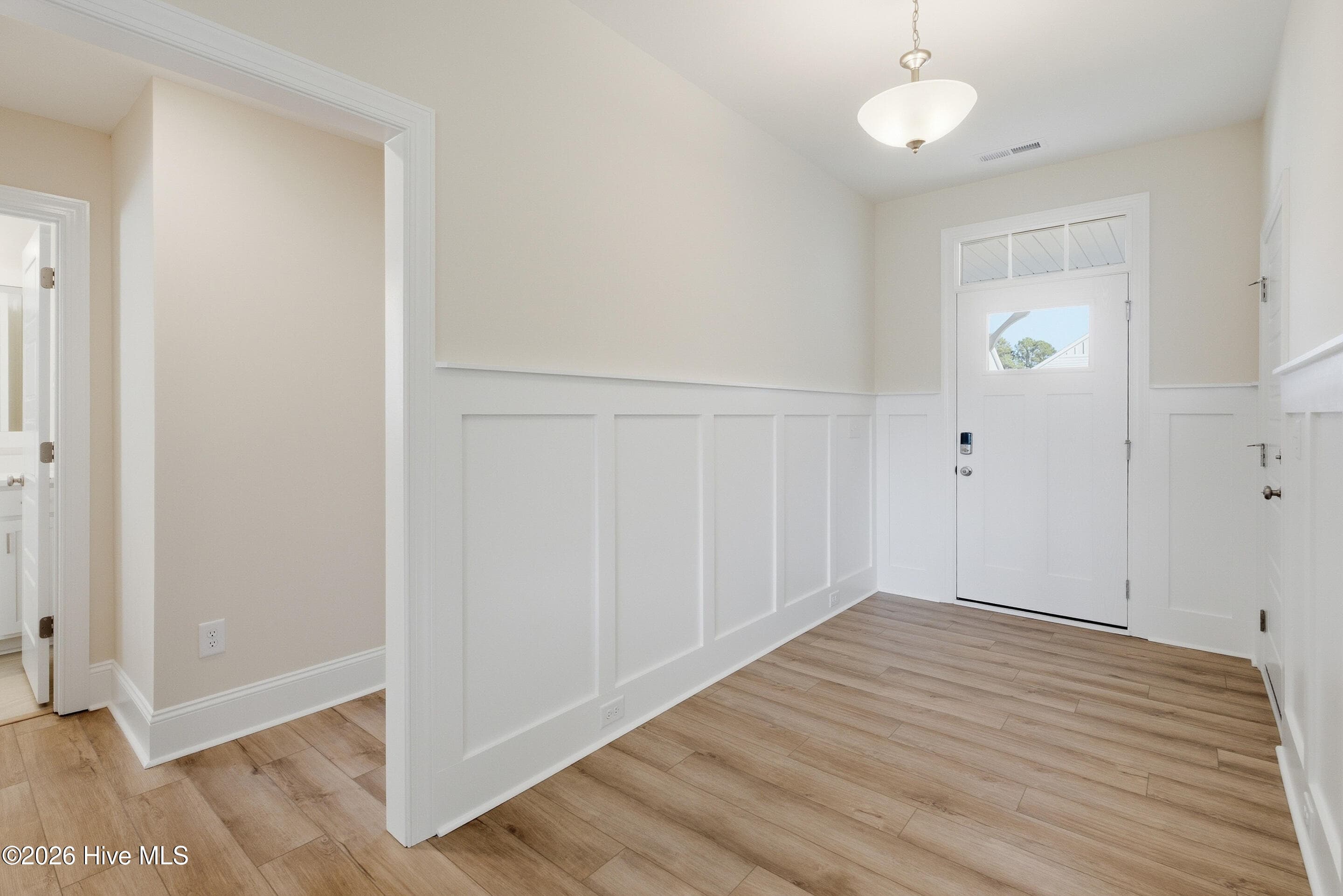 Single Family Residence at 1216 Juno Drive, Wilmington, NC 28411, photo 6 of 35