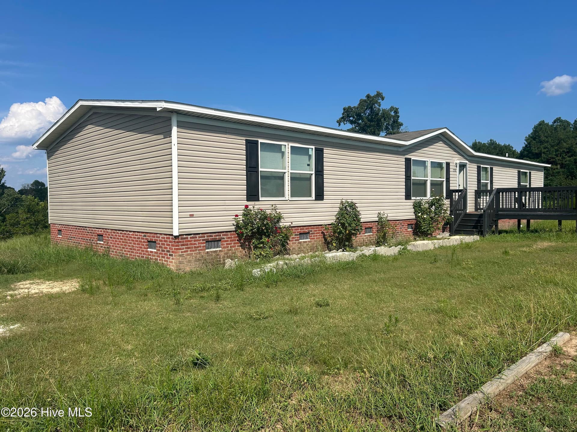208 Grove Run Drive, Warsaw, NC 28398