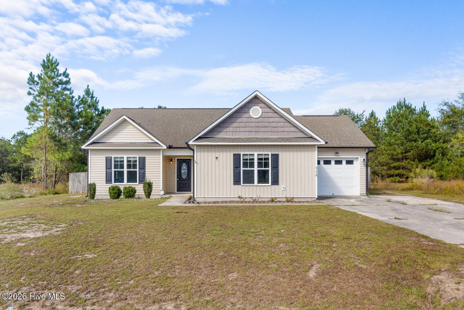 118 Blueberry Fields Road, Maple Hill, NC 28454