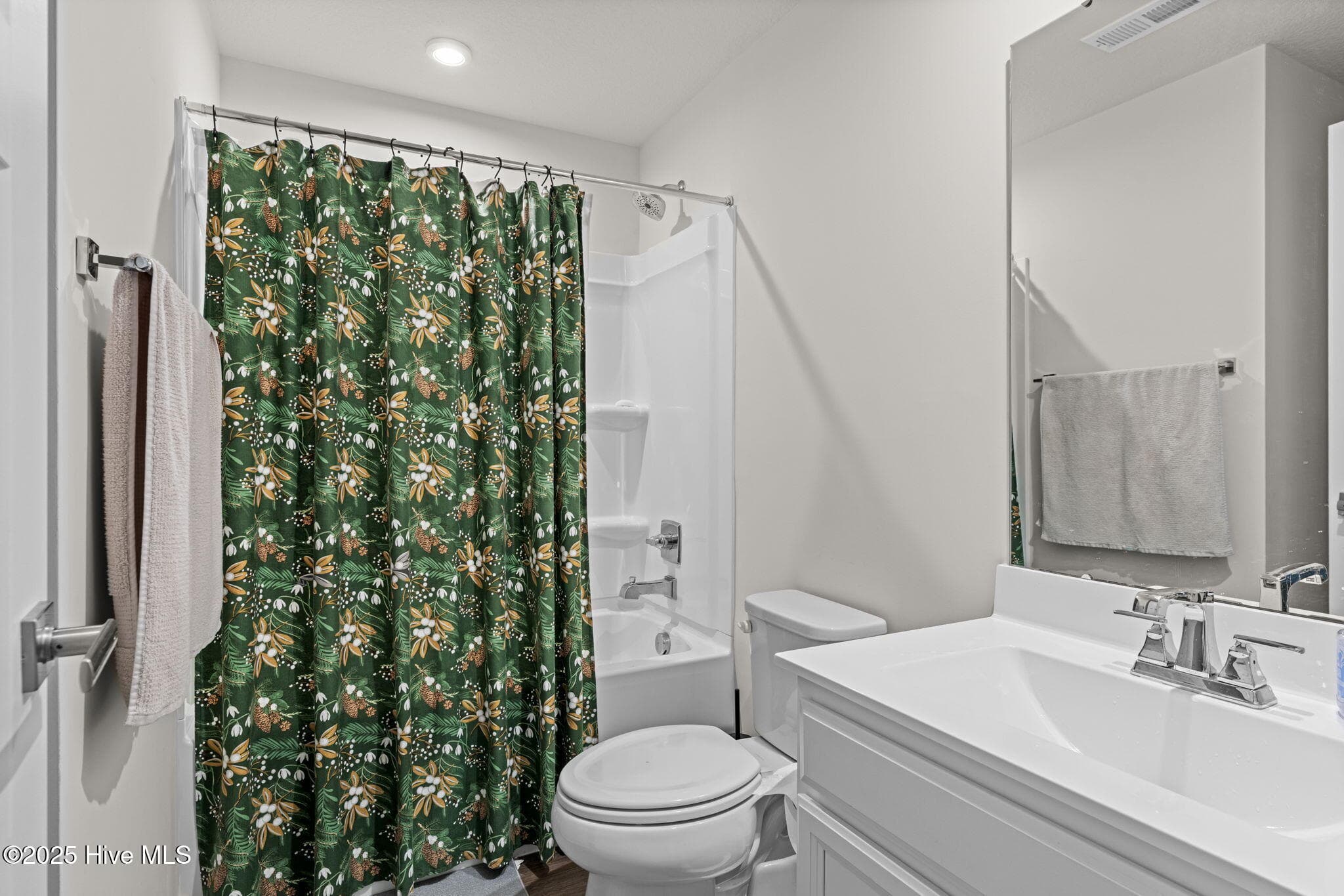 Townhouse at 110 Fost Boulevard, Moyock, NC 27958, photo 5 of 42