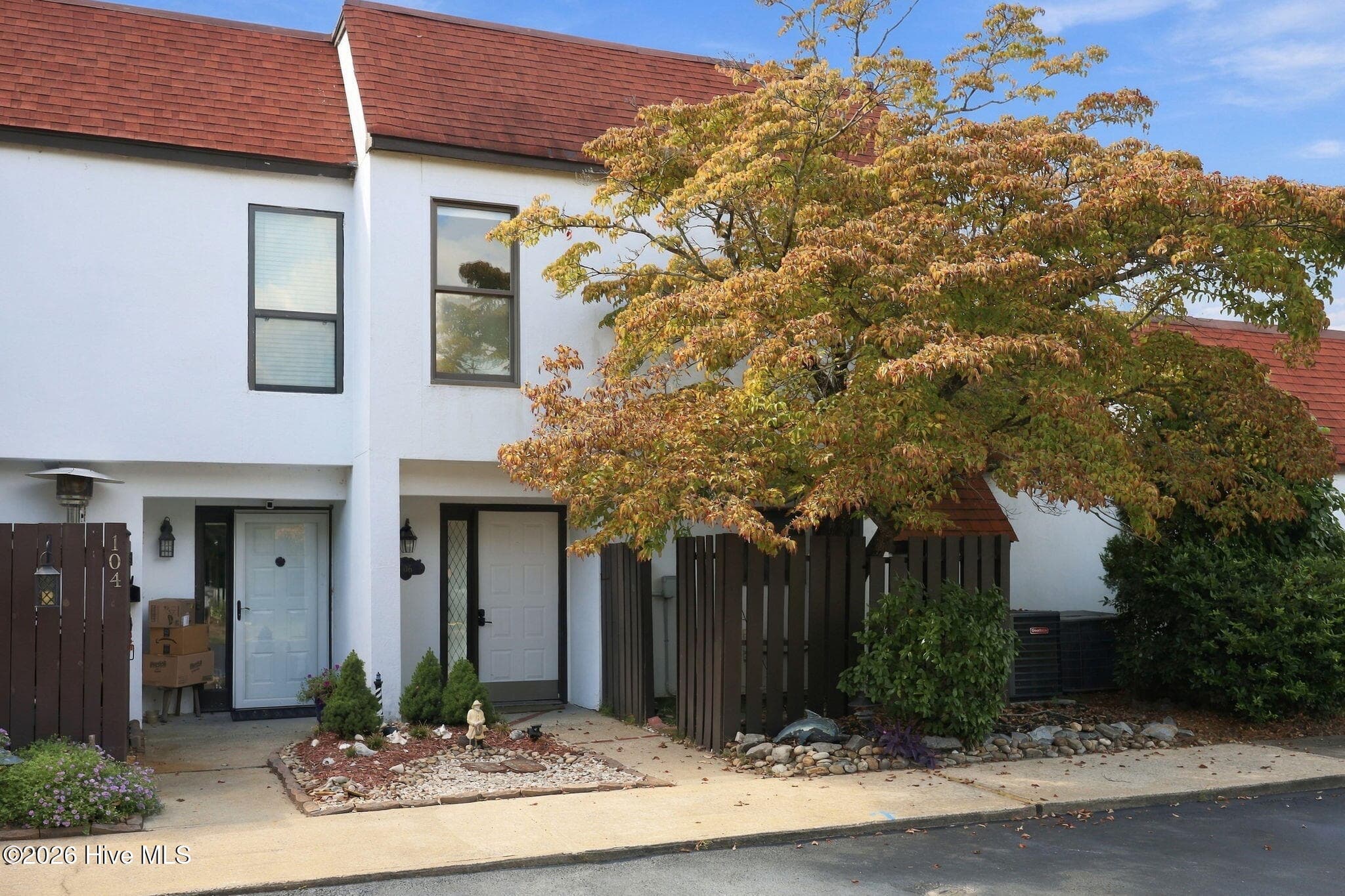 Townhouse at 106 Washington Harbor, Washington, NC 27889, photo 3 of 56