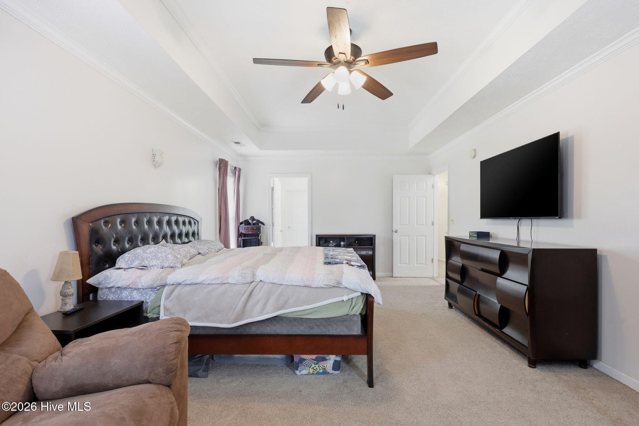 Single Family Residence at 209 Middle Ridge Drive, Hubert, NC 28539, photo 2 of 3